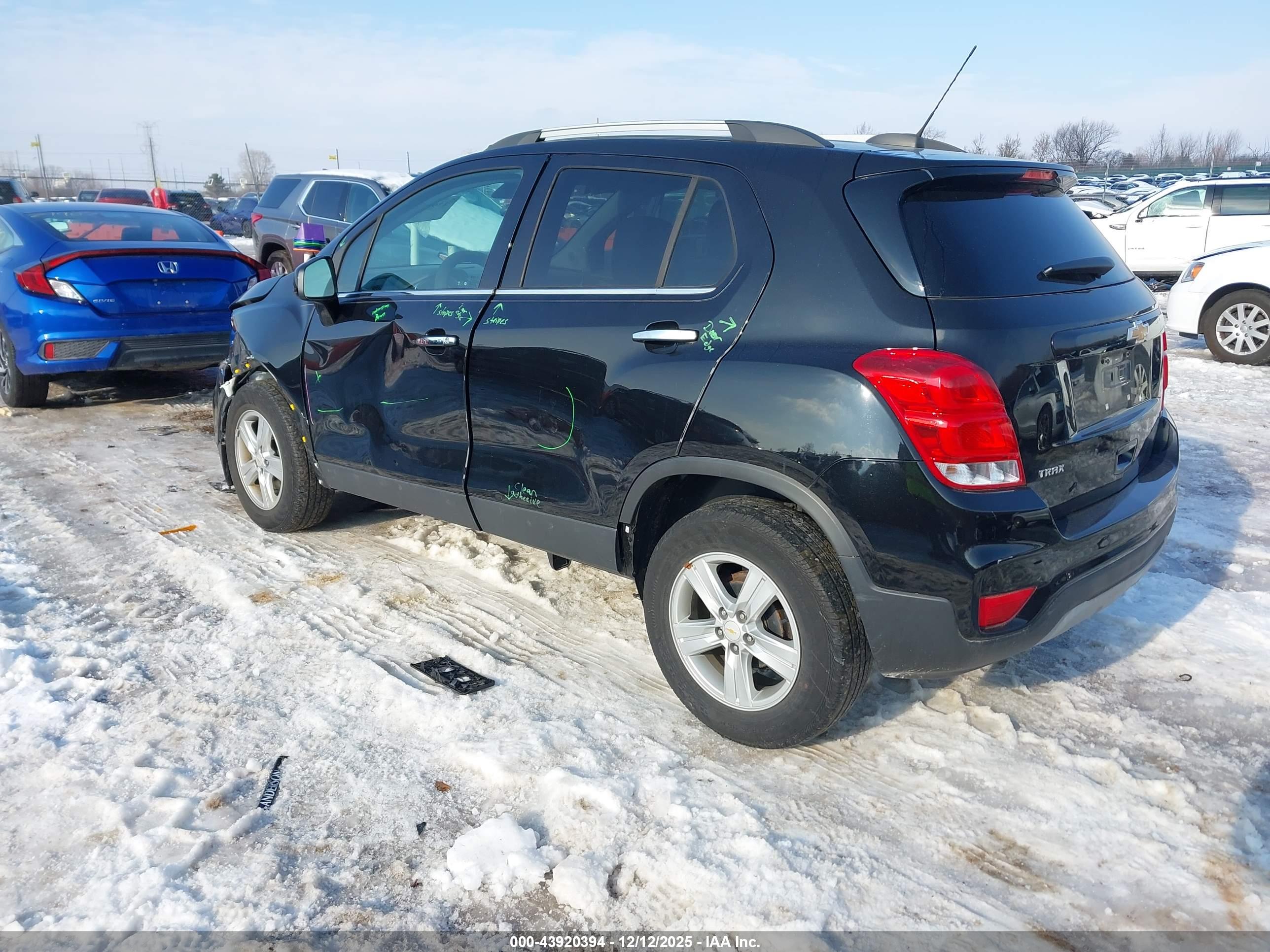 CHEVROLET TRAX image 3