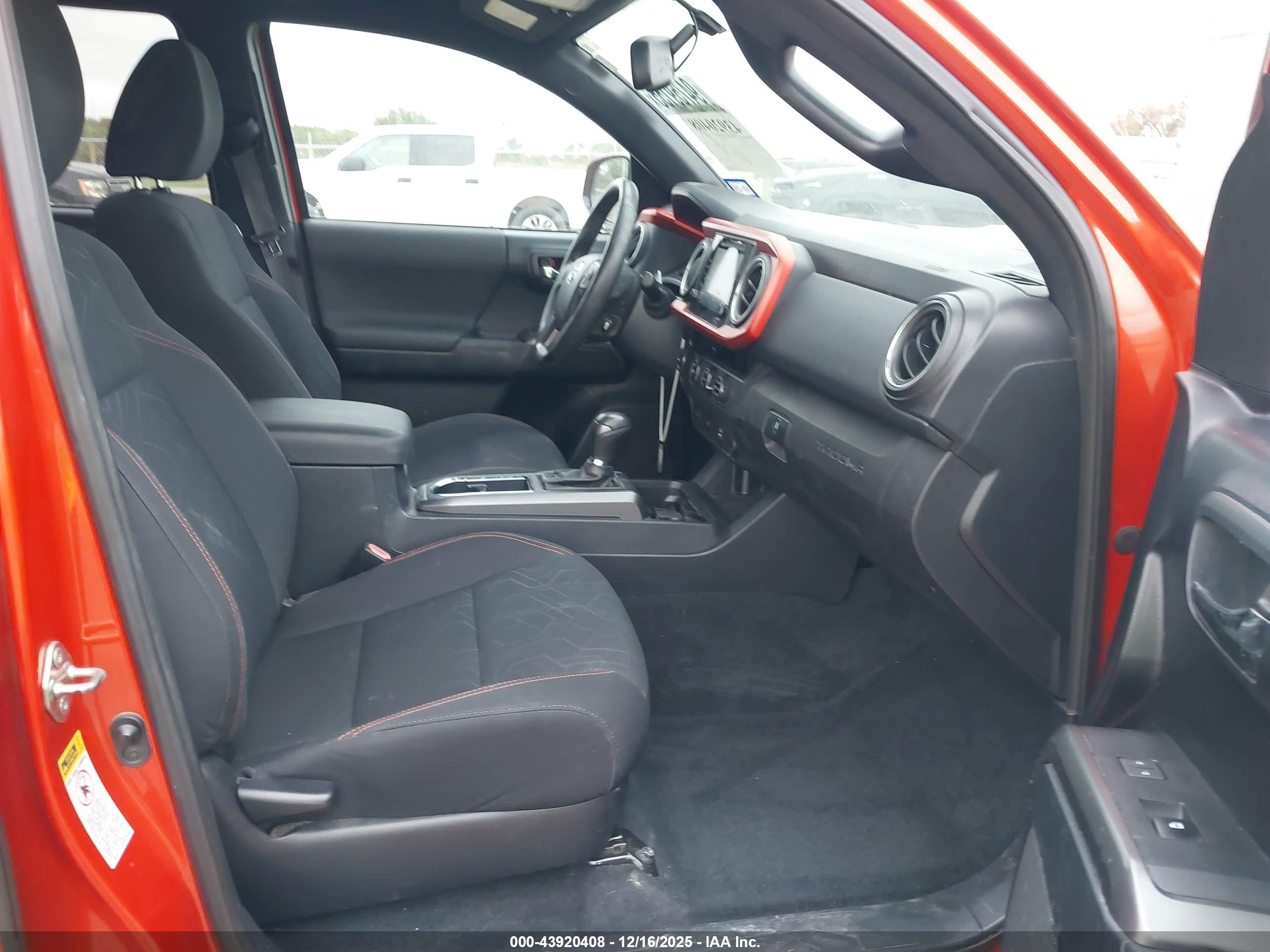 TOYOTA TACOMA image 5