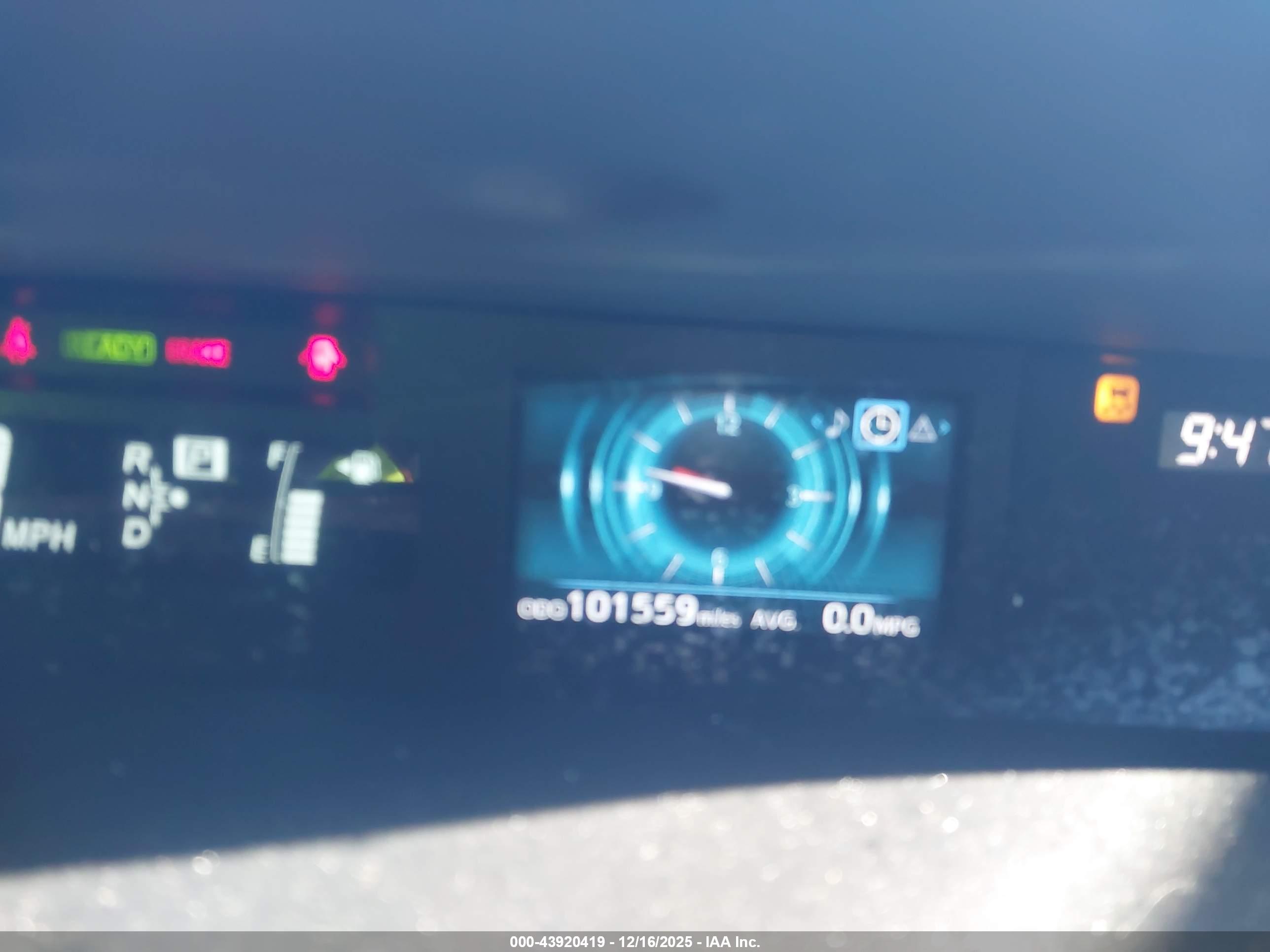 TOYOTA PRIUS image 7