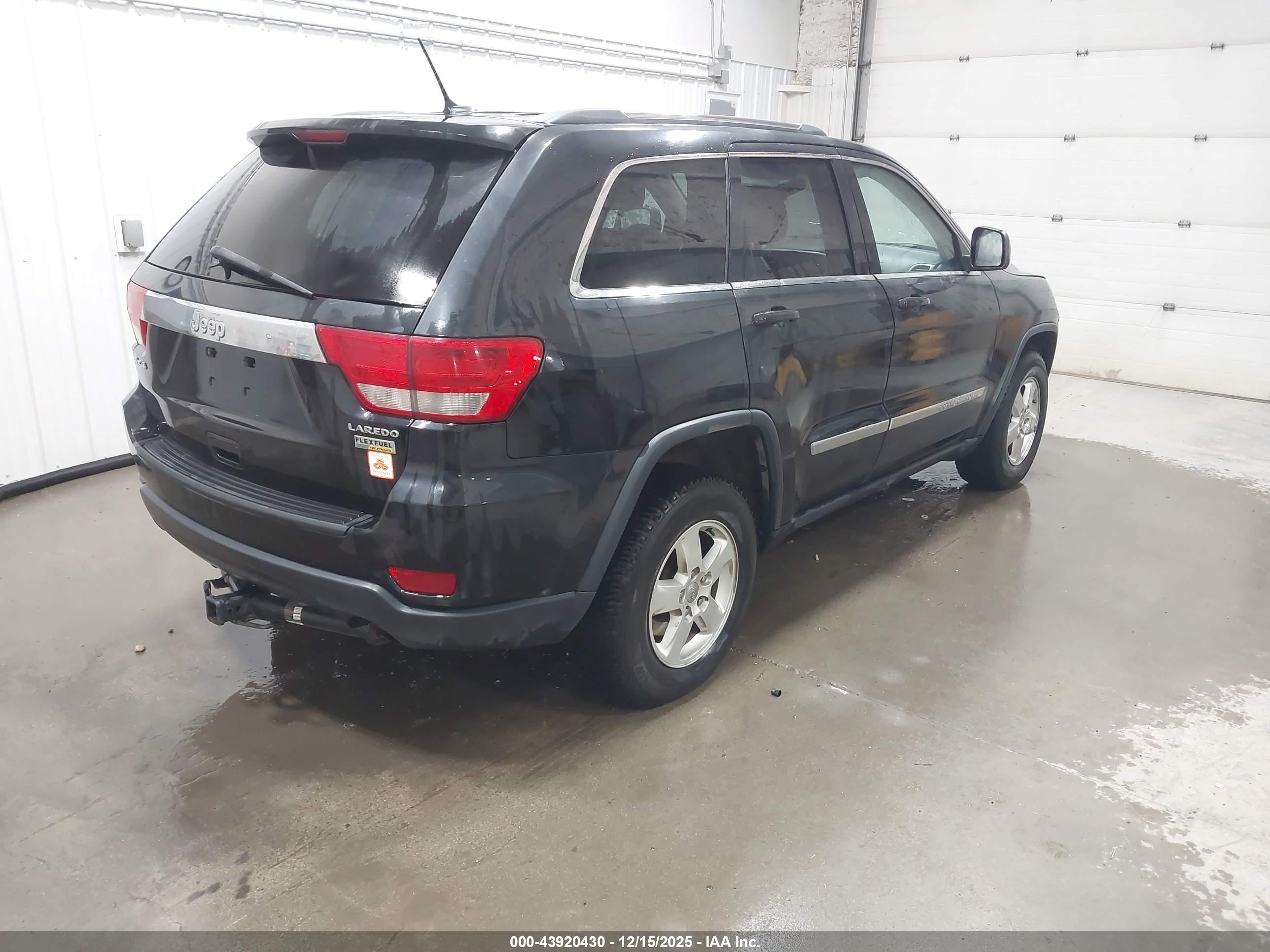 JEEP GRAND image 4