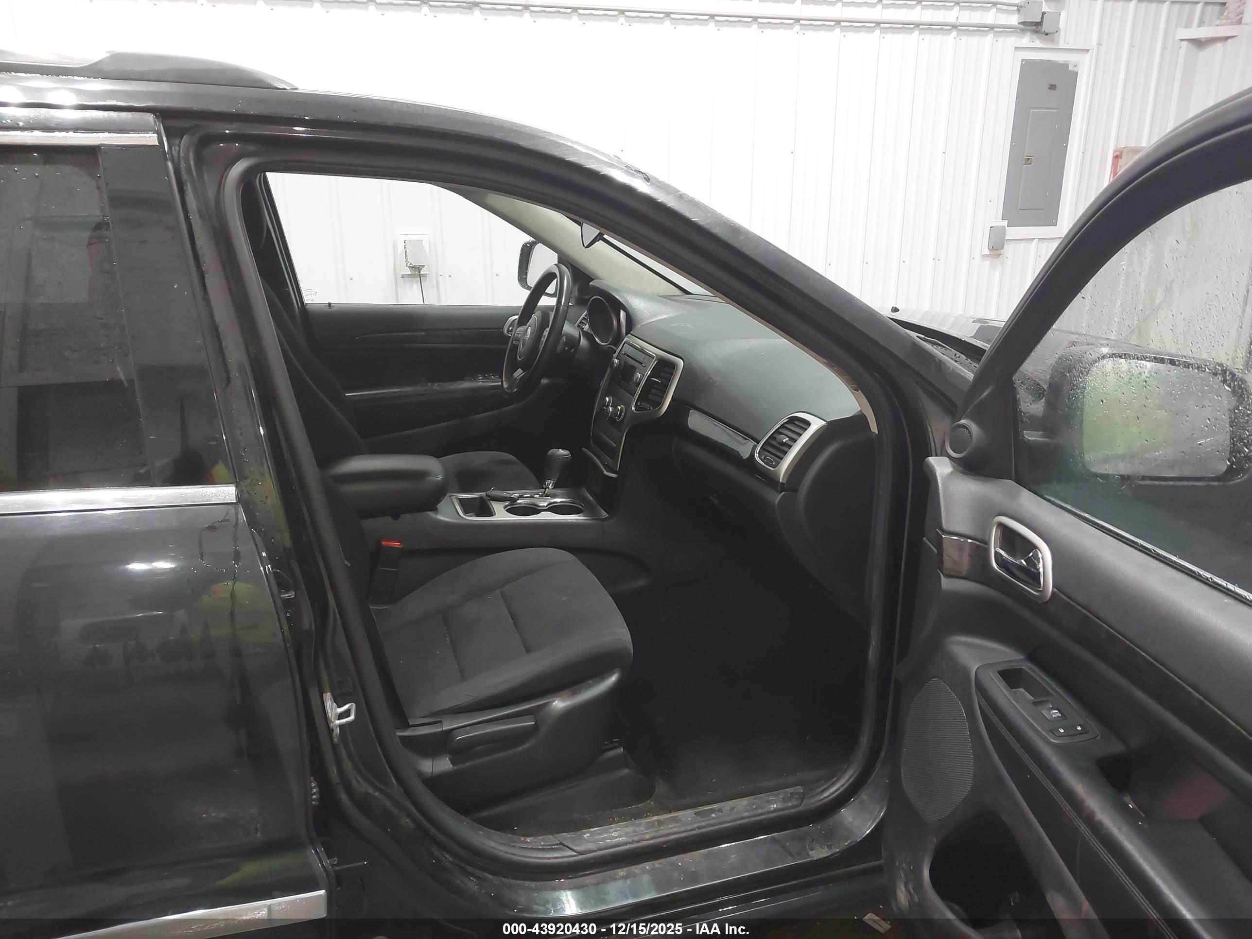 JEEP GRAND image 5