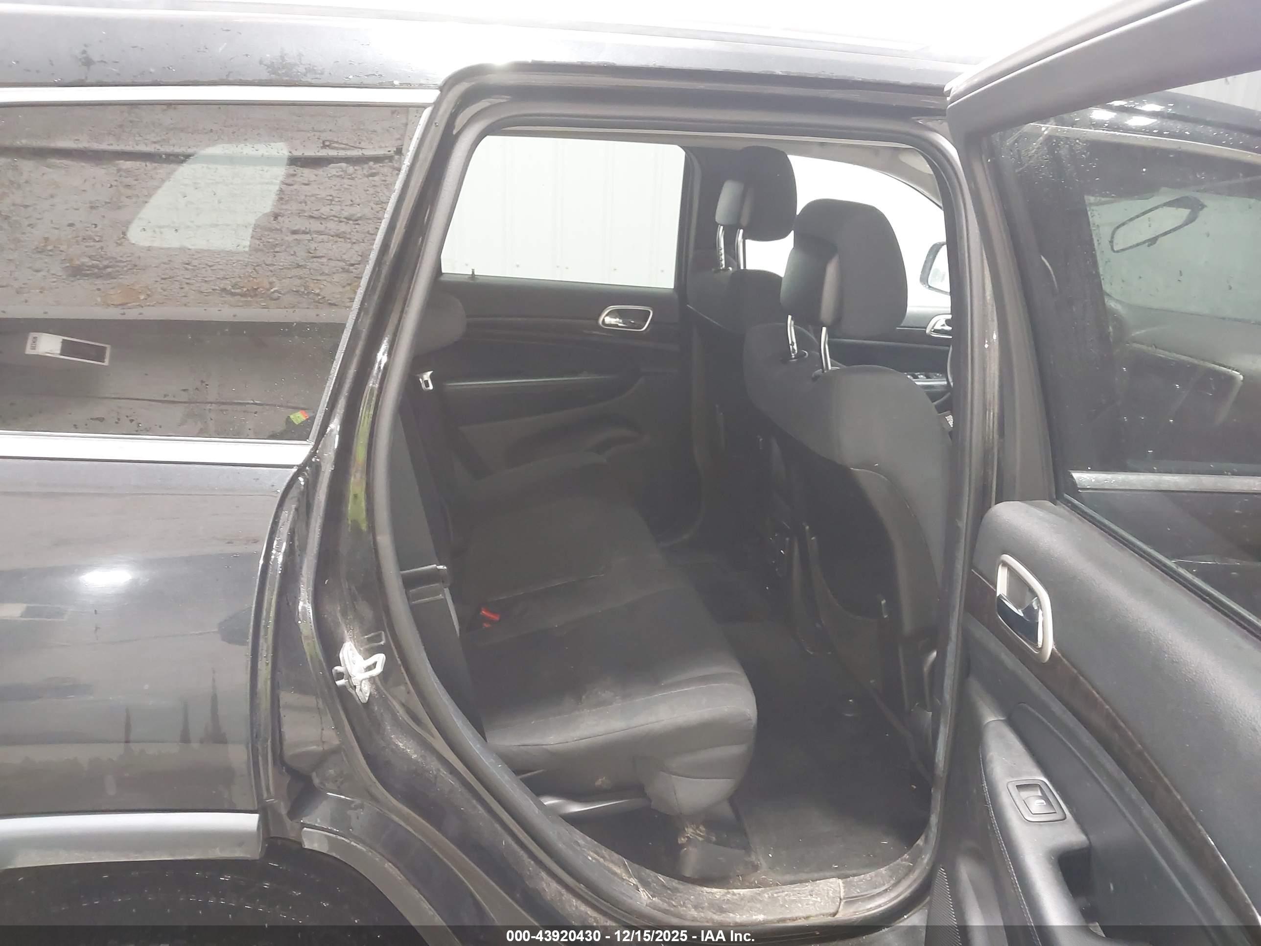 JEEP GRAND image 8