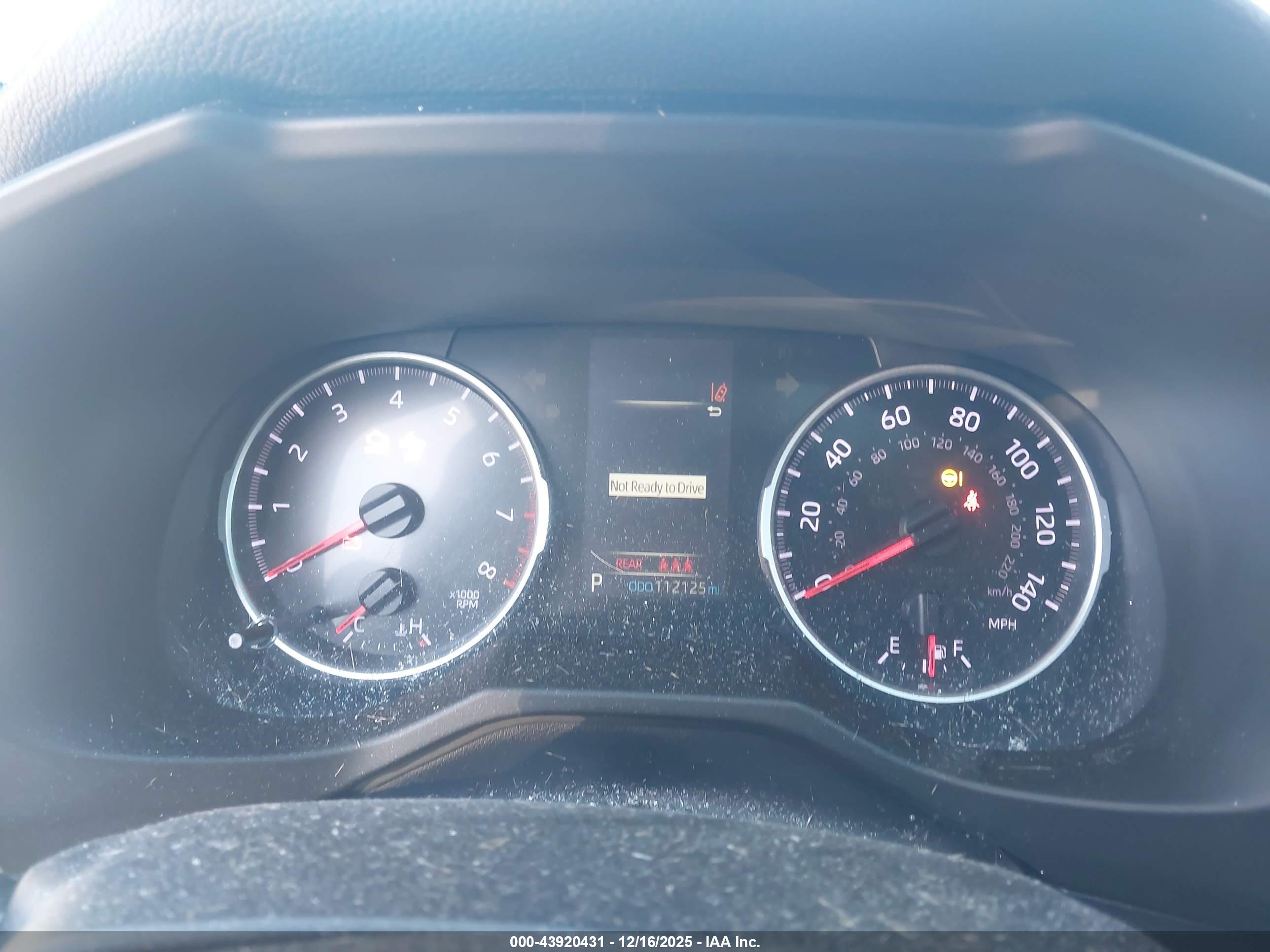 TOYOTA RAV4 image 7