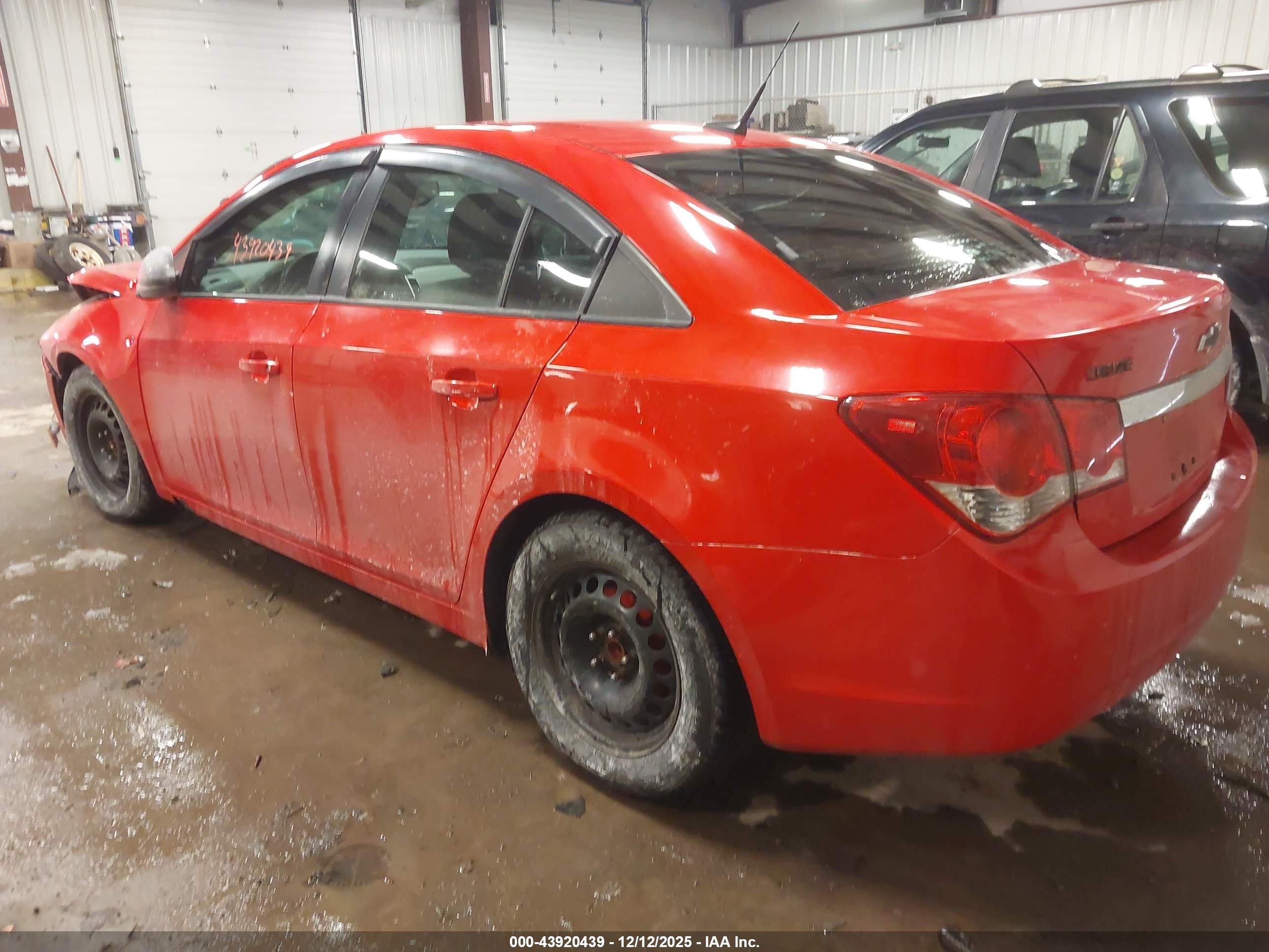 CHEVROLET CRUZE image 3