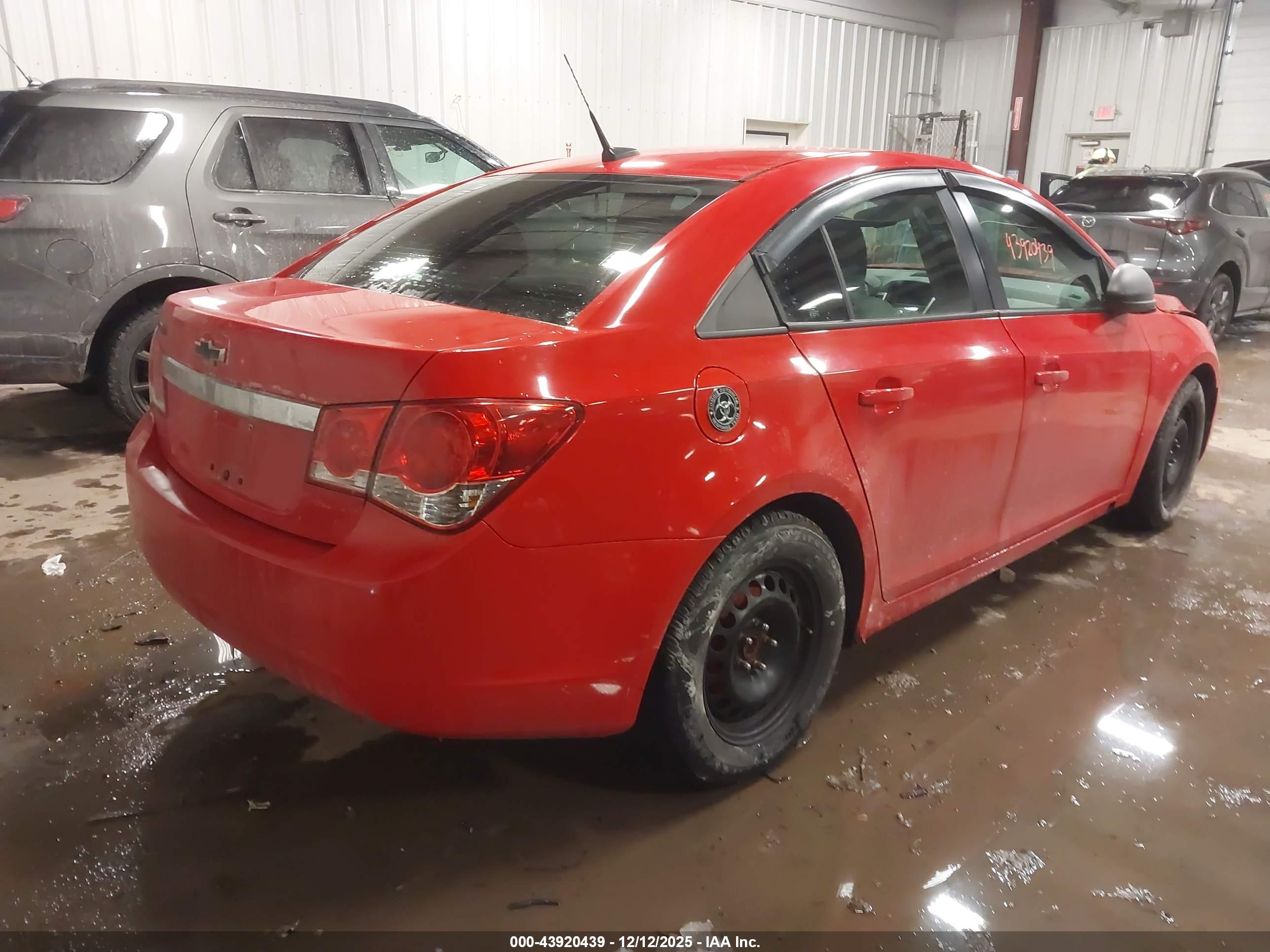 CHEVROLET CRUZE image 4