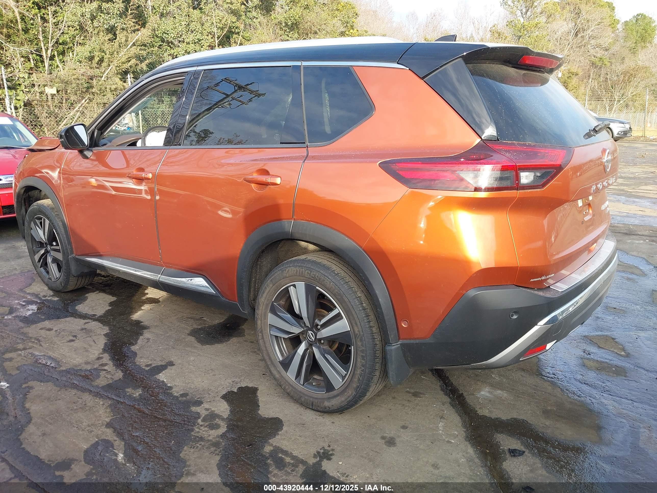 NISSAN ROGUE image 3