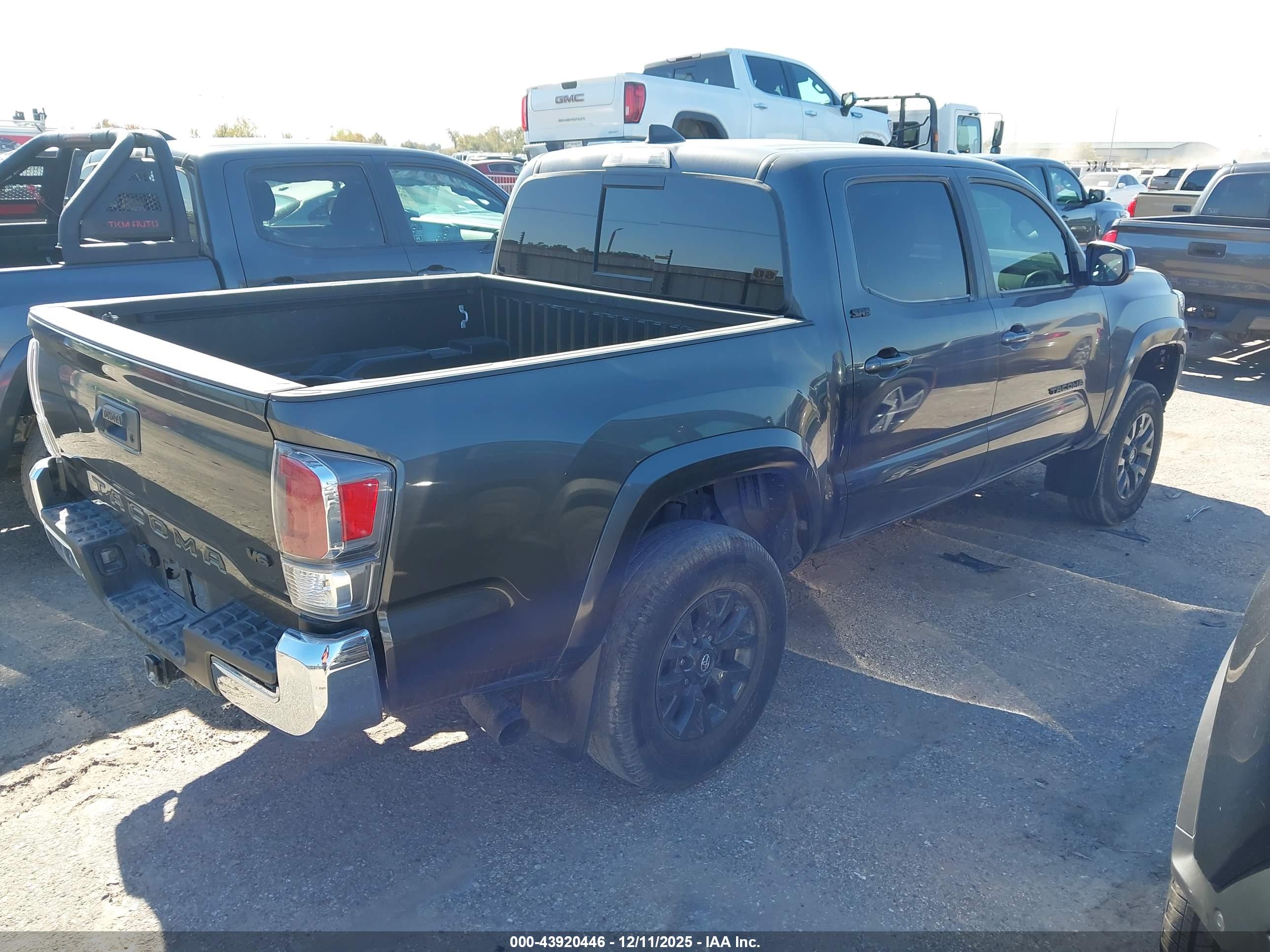 TOYOTA TACOMA image 4