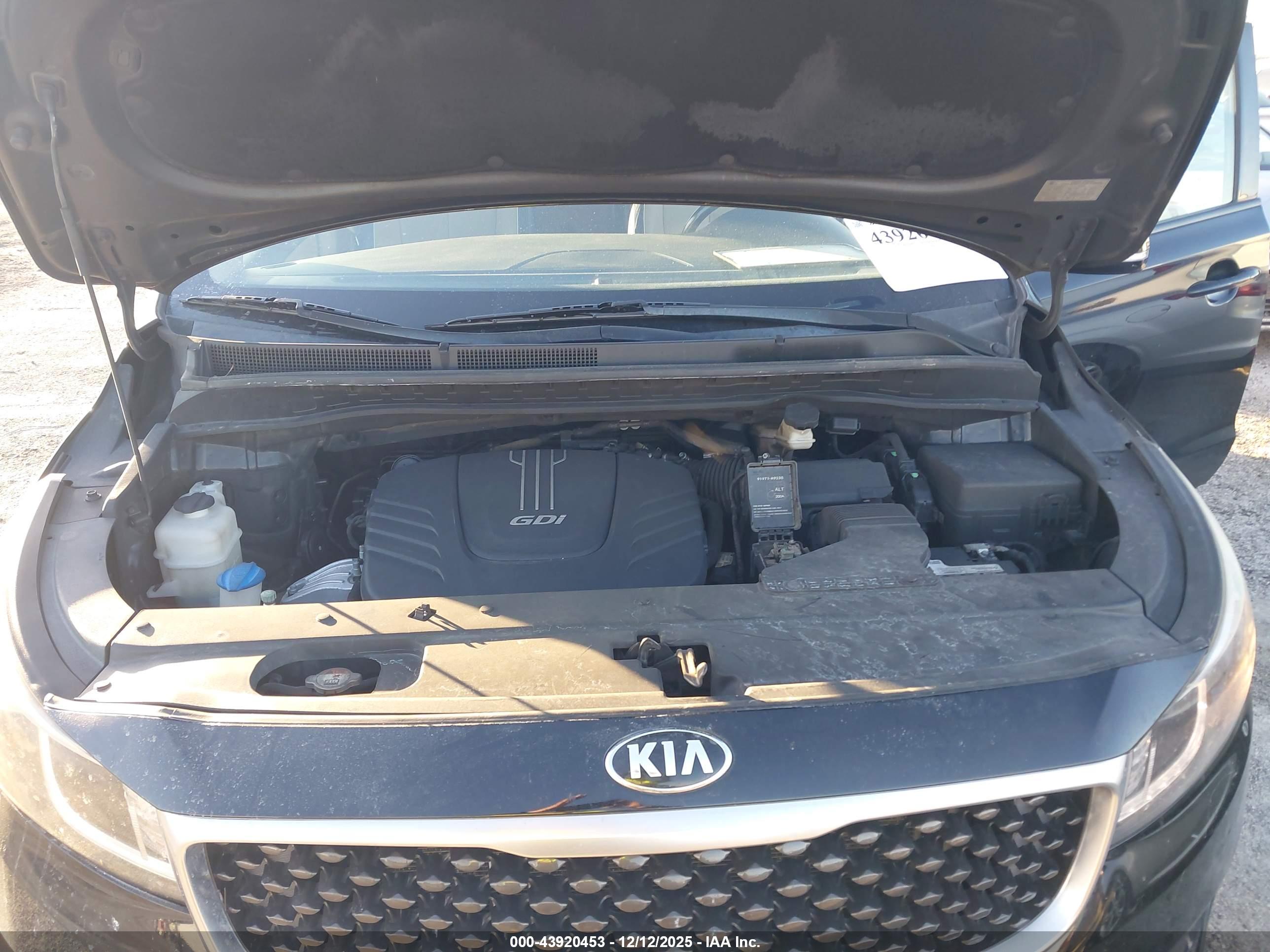 KIA SEDONA image 10