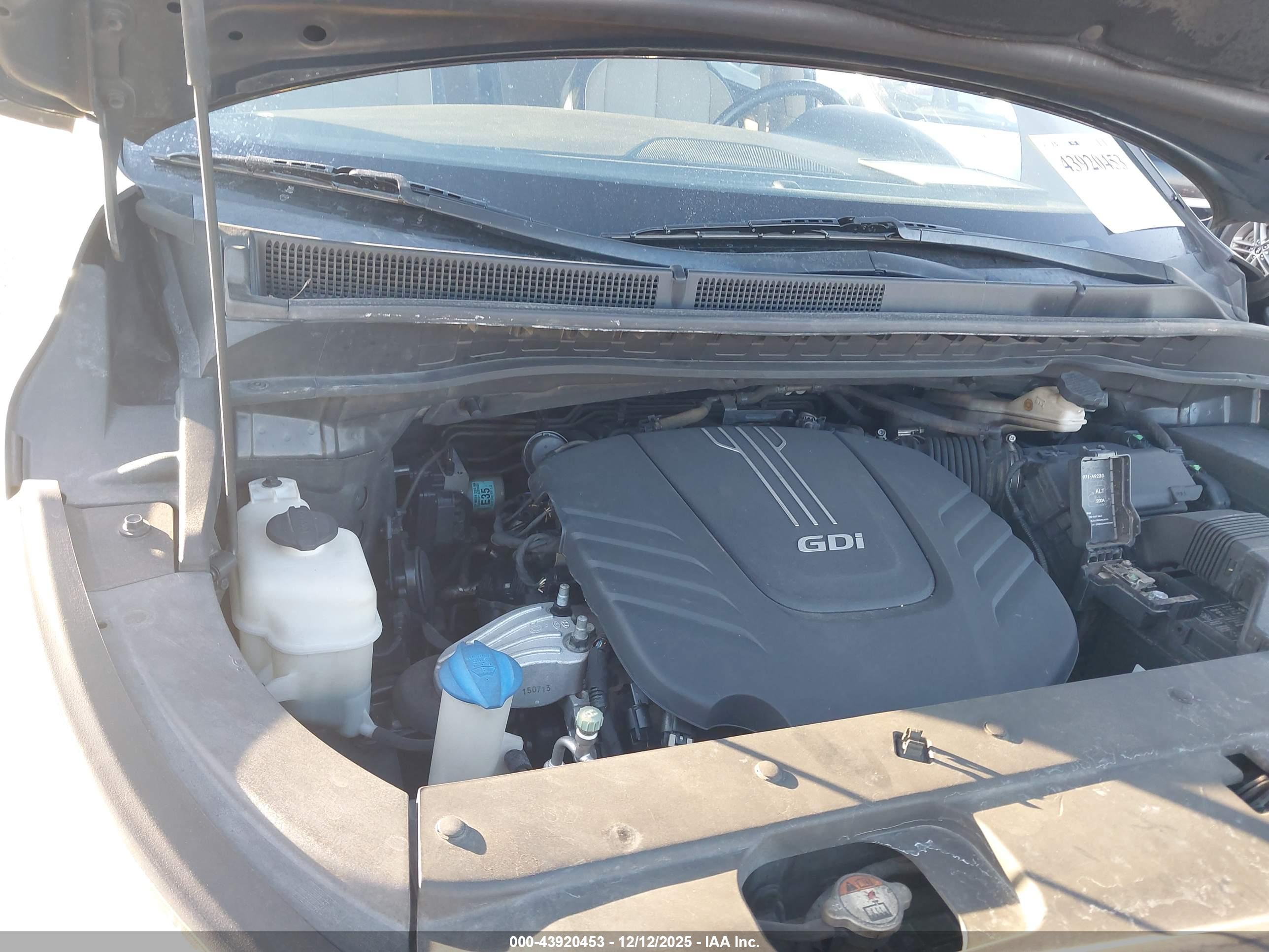 KIA SEDONA image 6