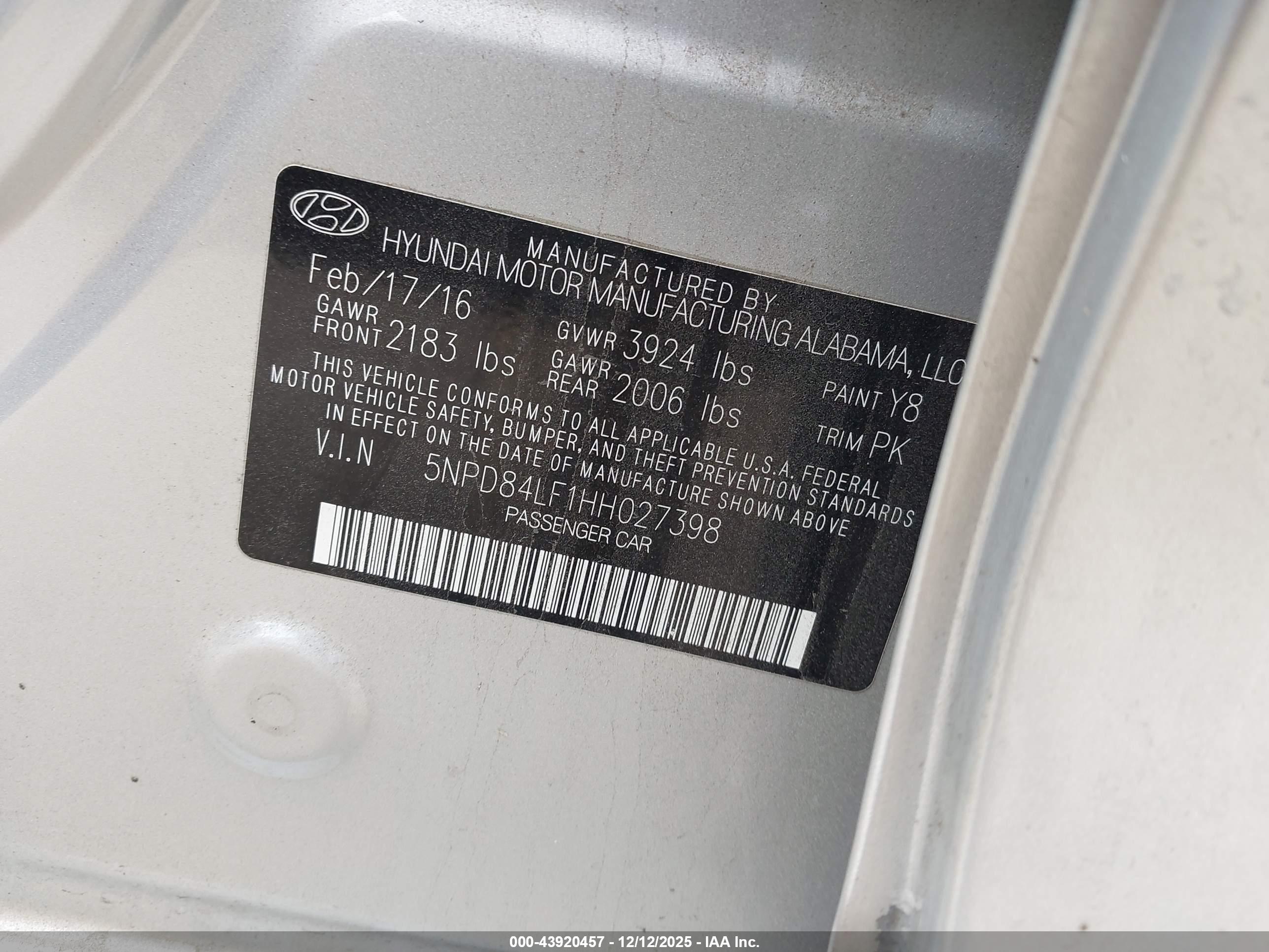 HYUNDAI ELANTRA image 9