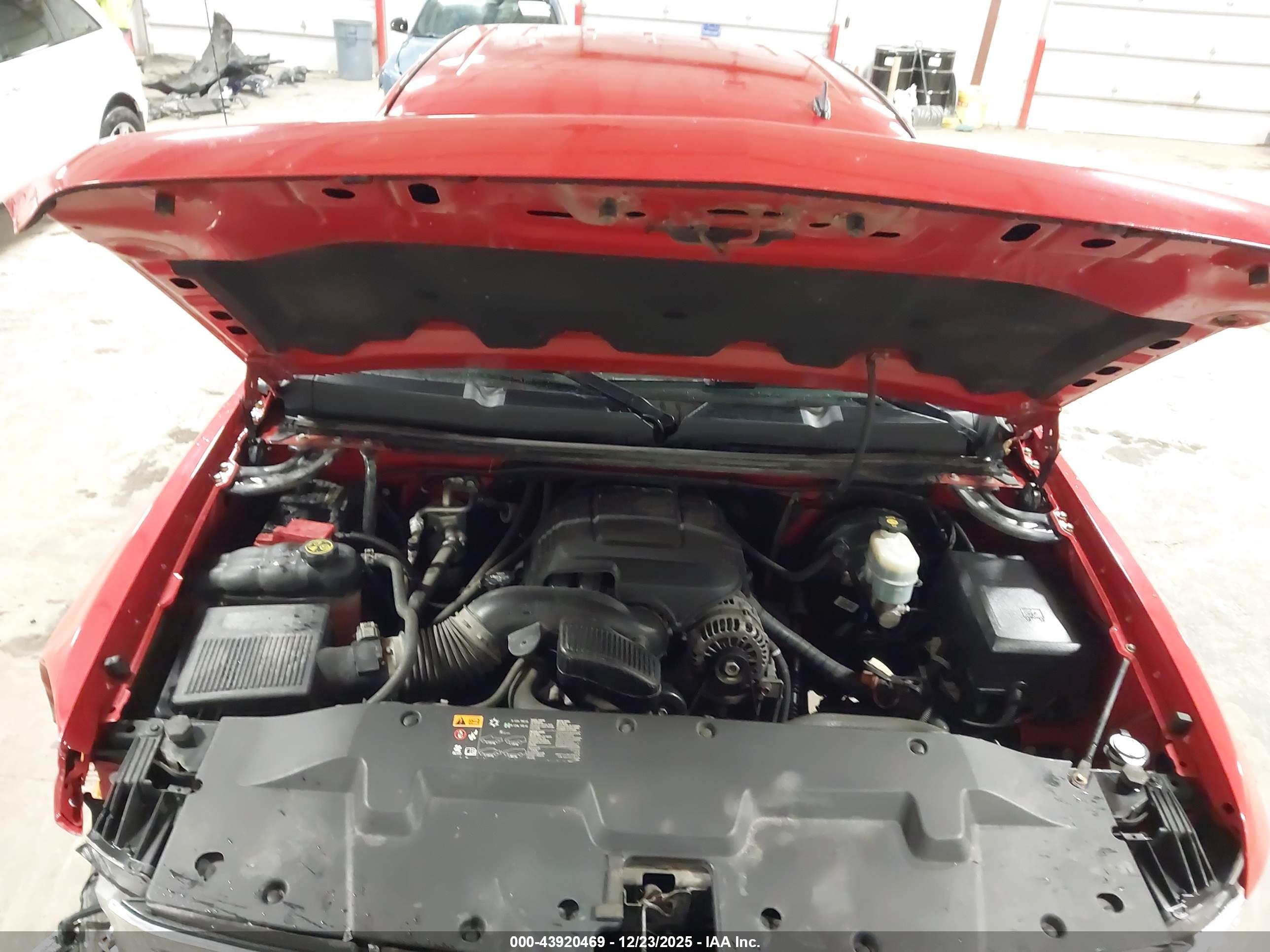 CHEVROLET SILVERADO image 10