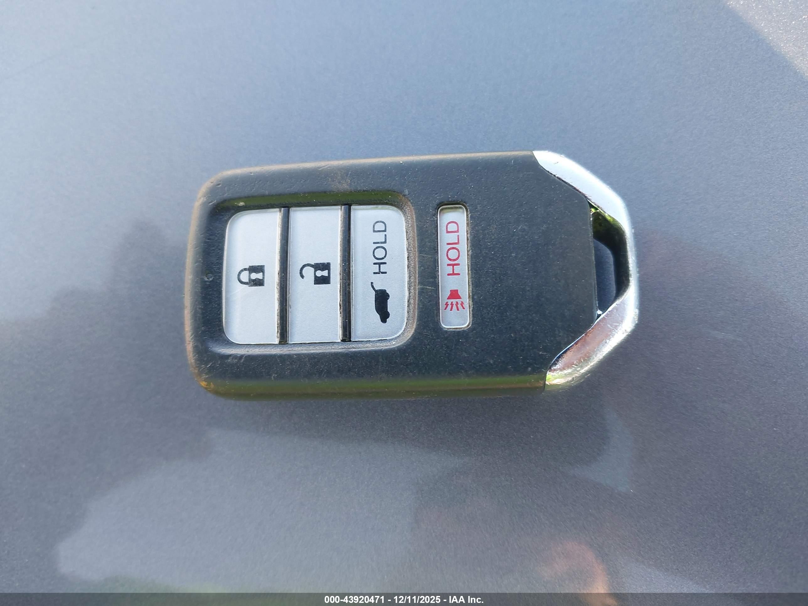 HONDA CR-V image 11