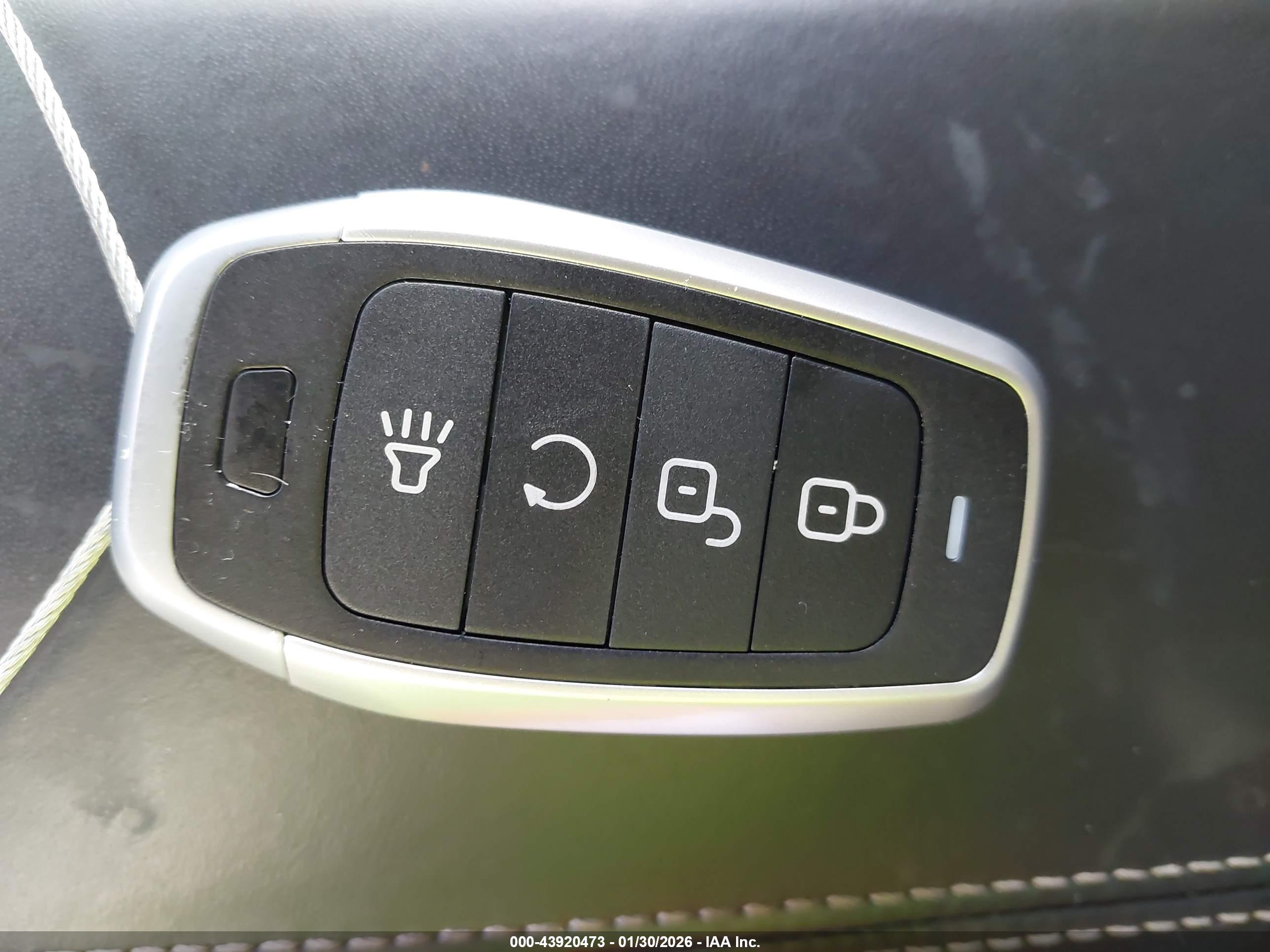 GENESIS GV80 image 11