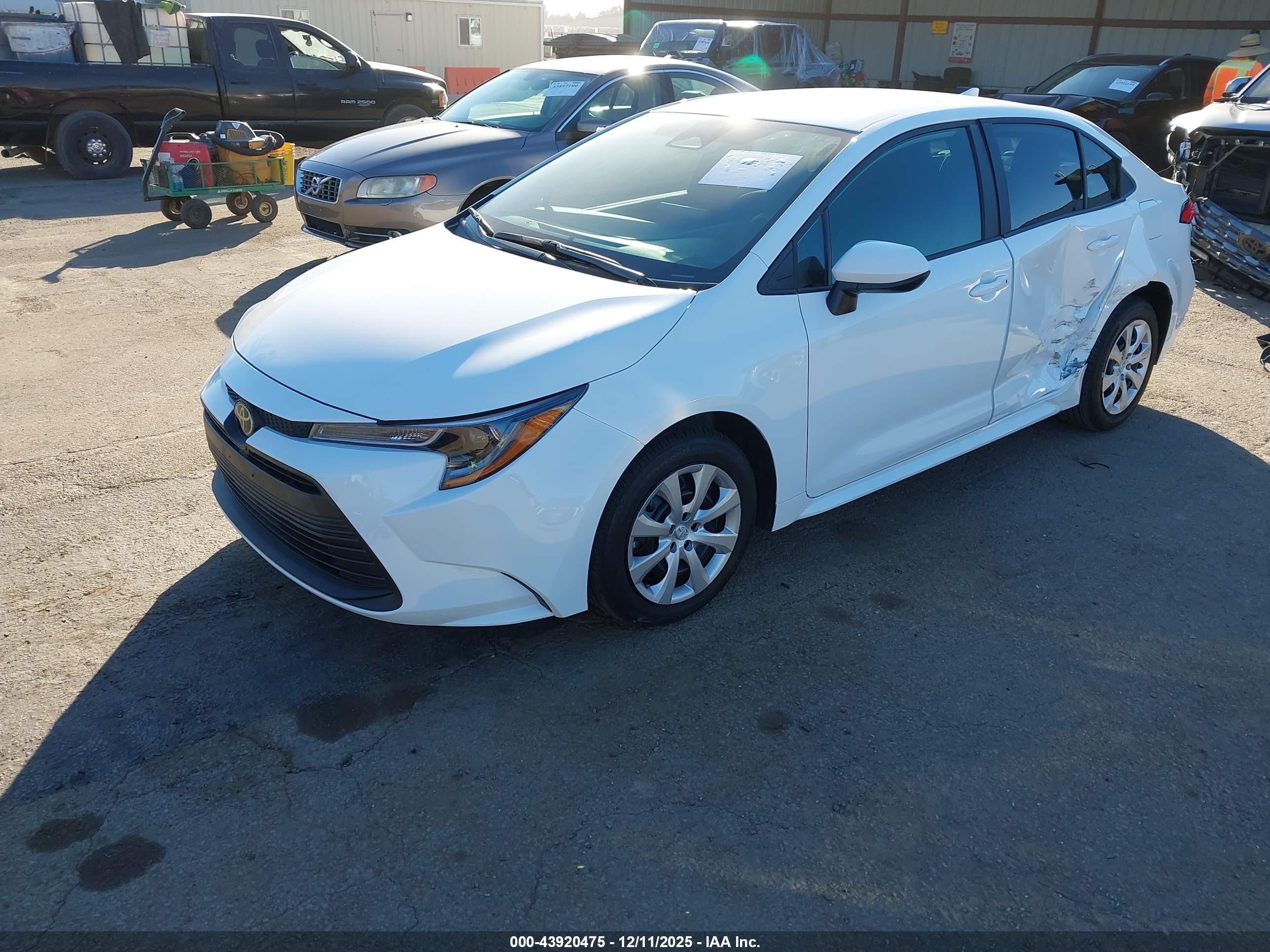 TOYOTA COROLLA image 2