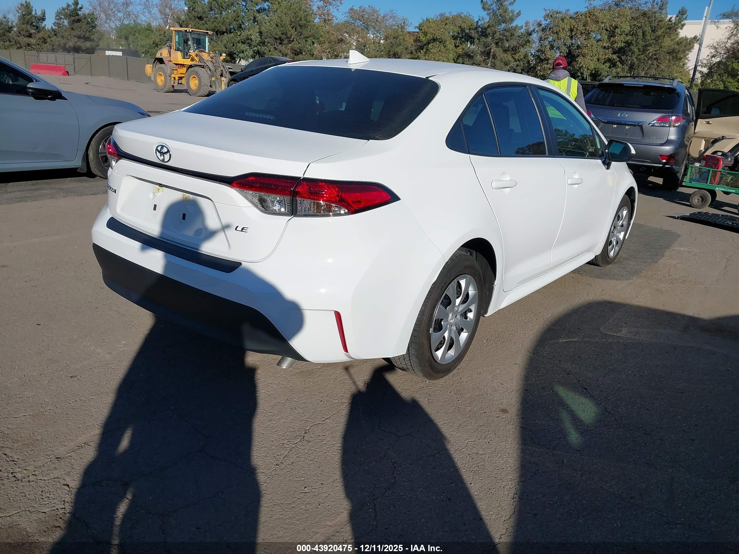 TOYOTA COROLLA image 4