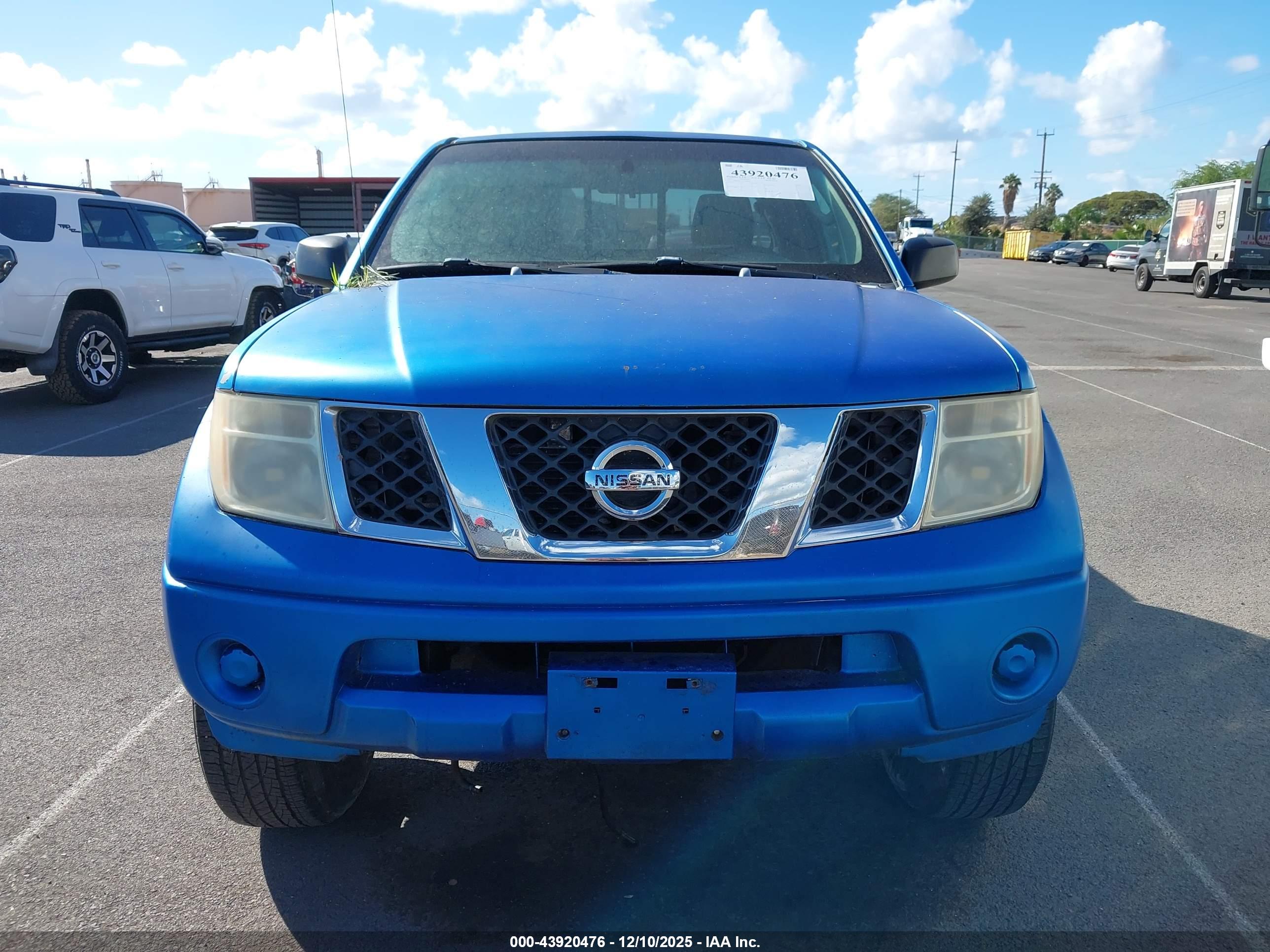 NISSAN FRONTIER image 6