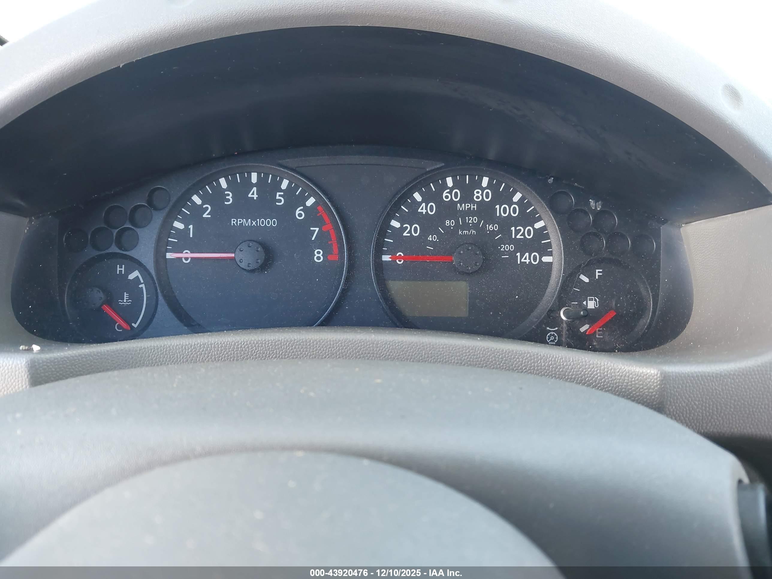 NISSAN FRONTIER image 7