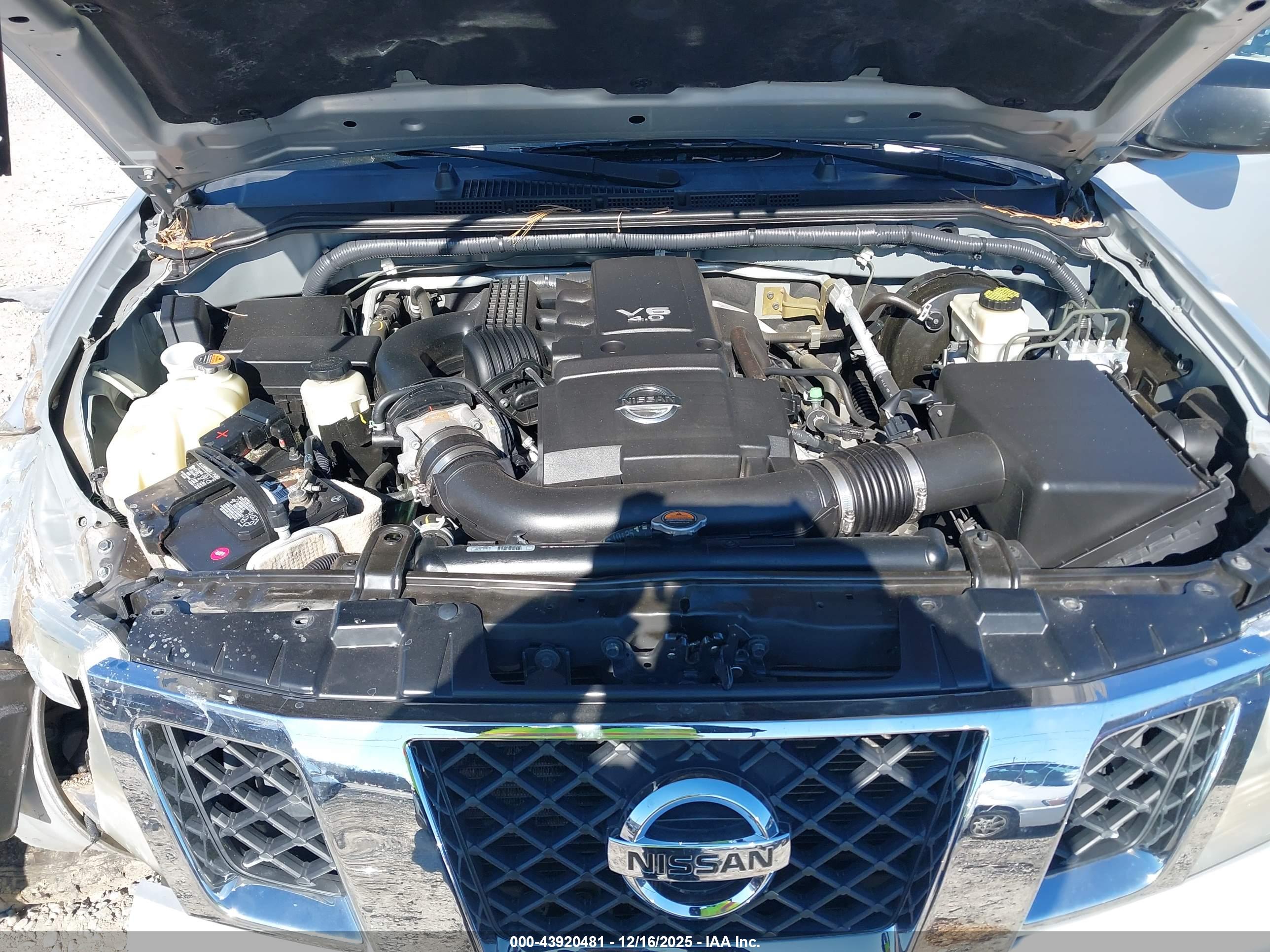 NISSAN FRONTIER image 10