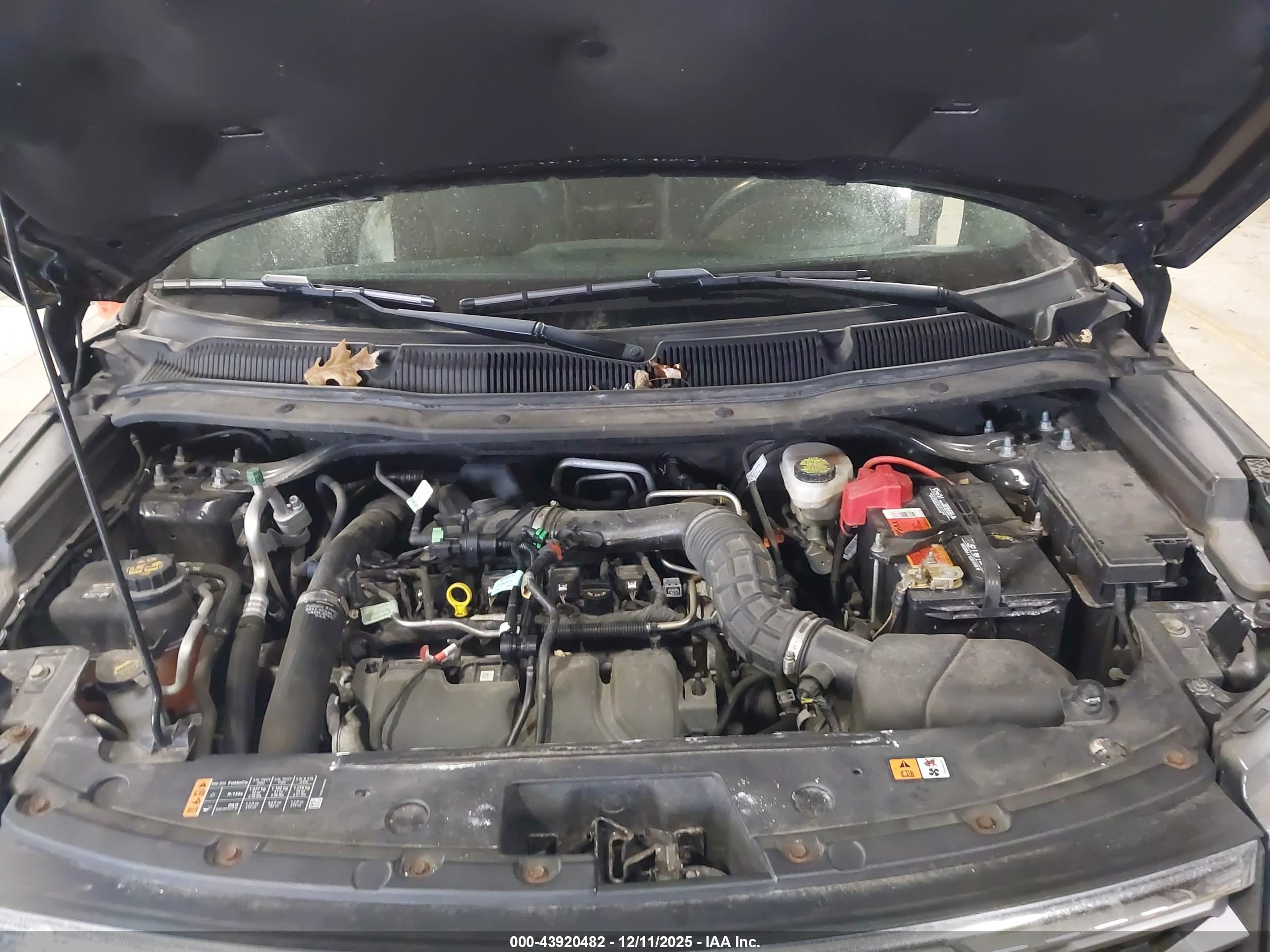 FORD EXPLORER image 10