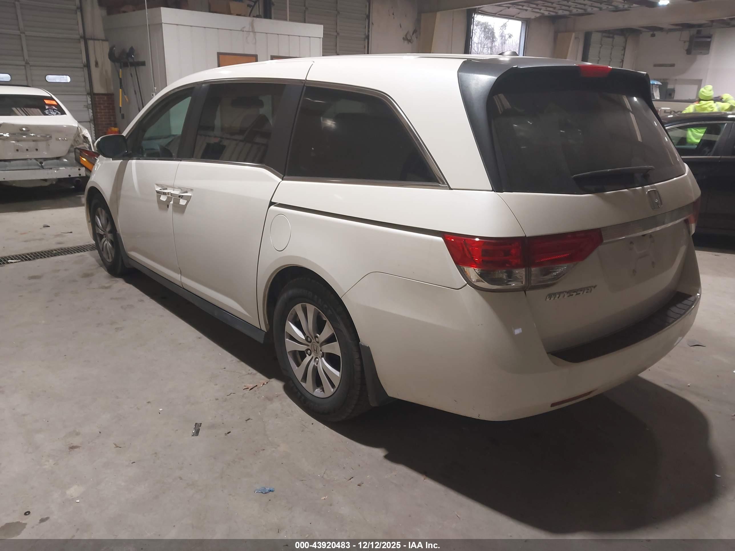 HONDA ODYSSEY image 3