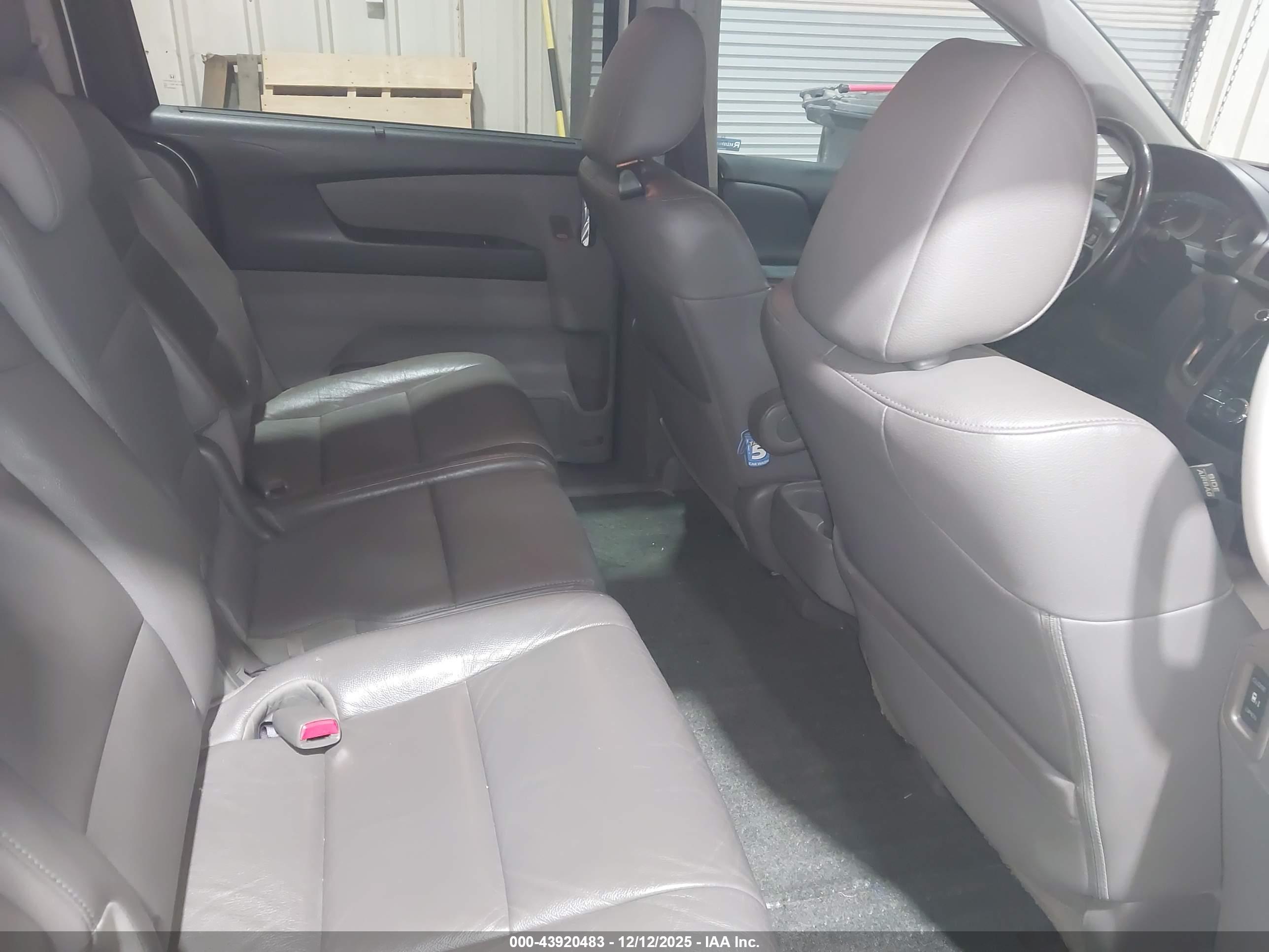 HONDA ODYSSEY image 8