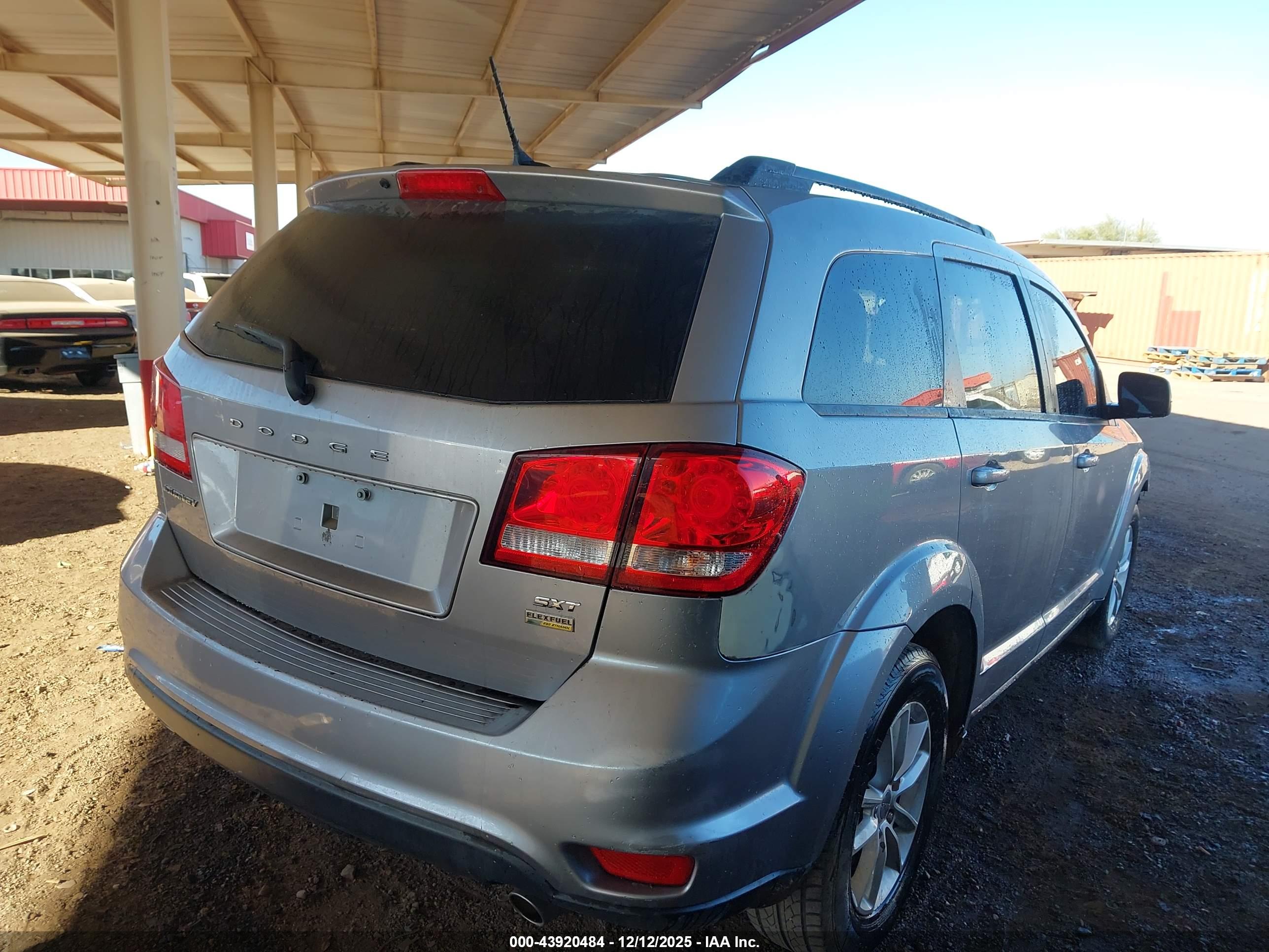 DODGE JOURNEY image 4
