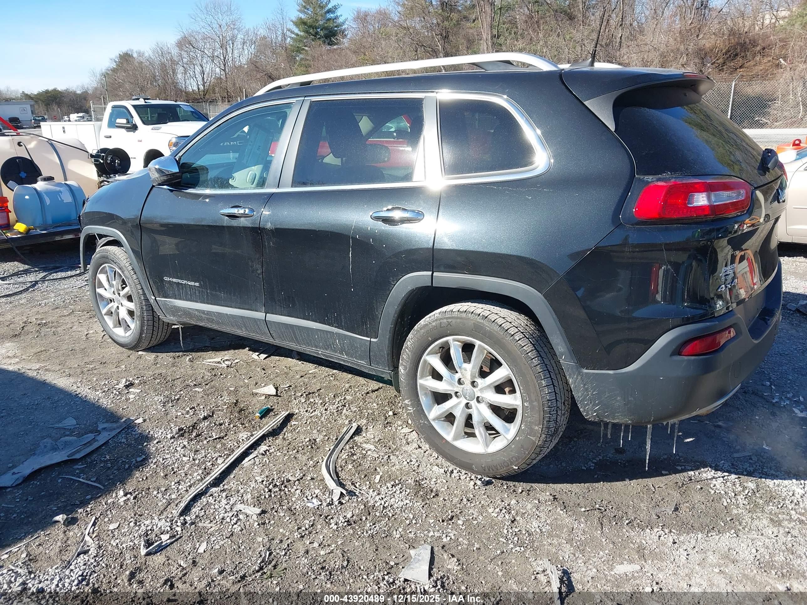 JEEP CHEROKEE image 3
