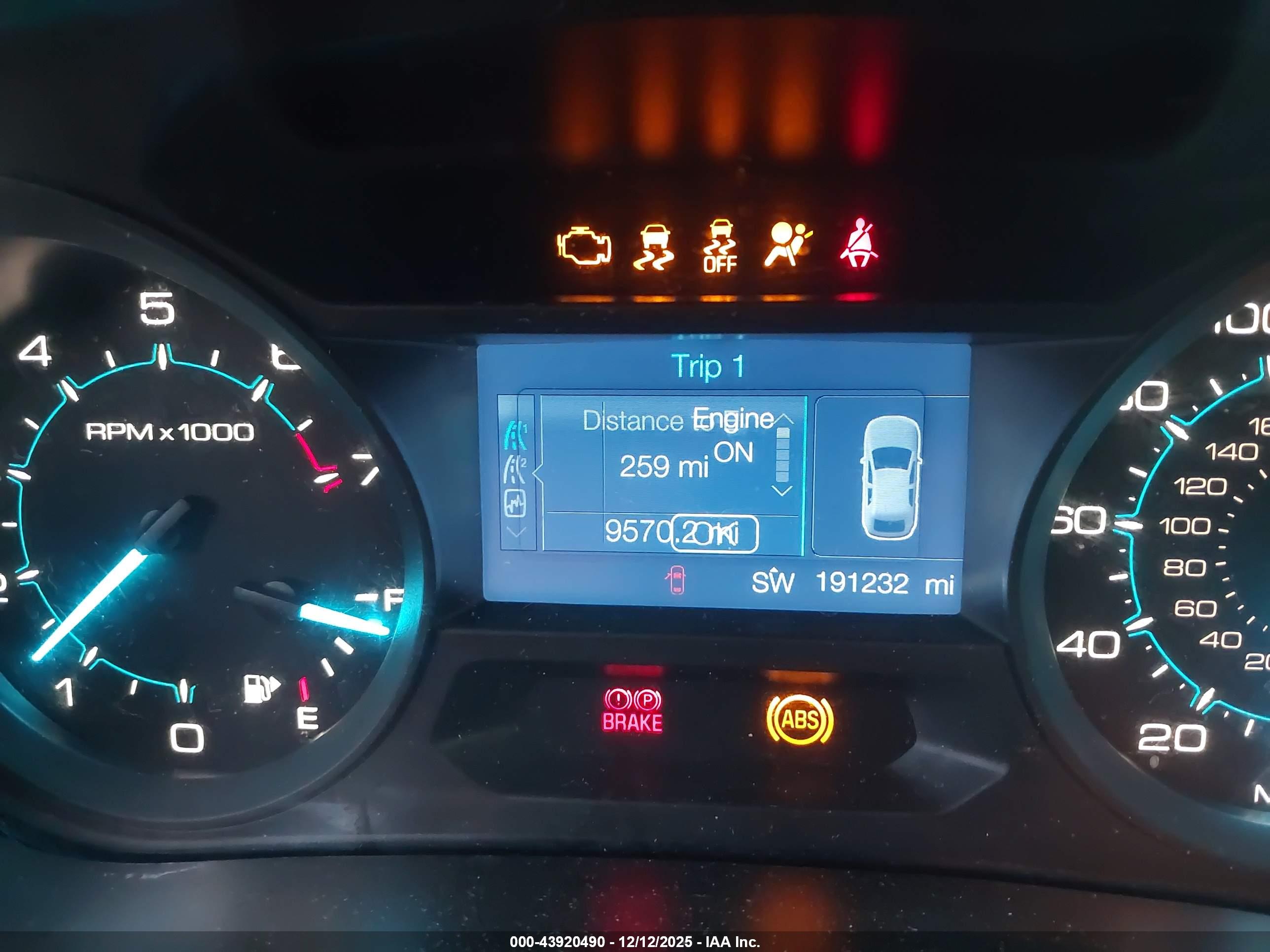 FORD EXPLORER image 7