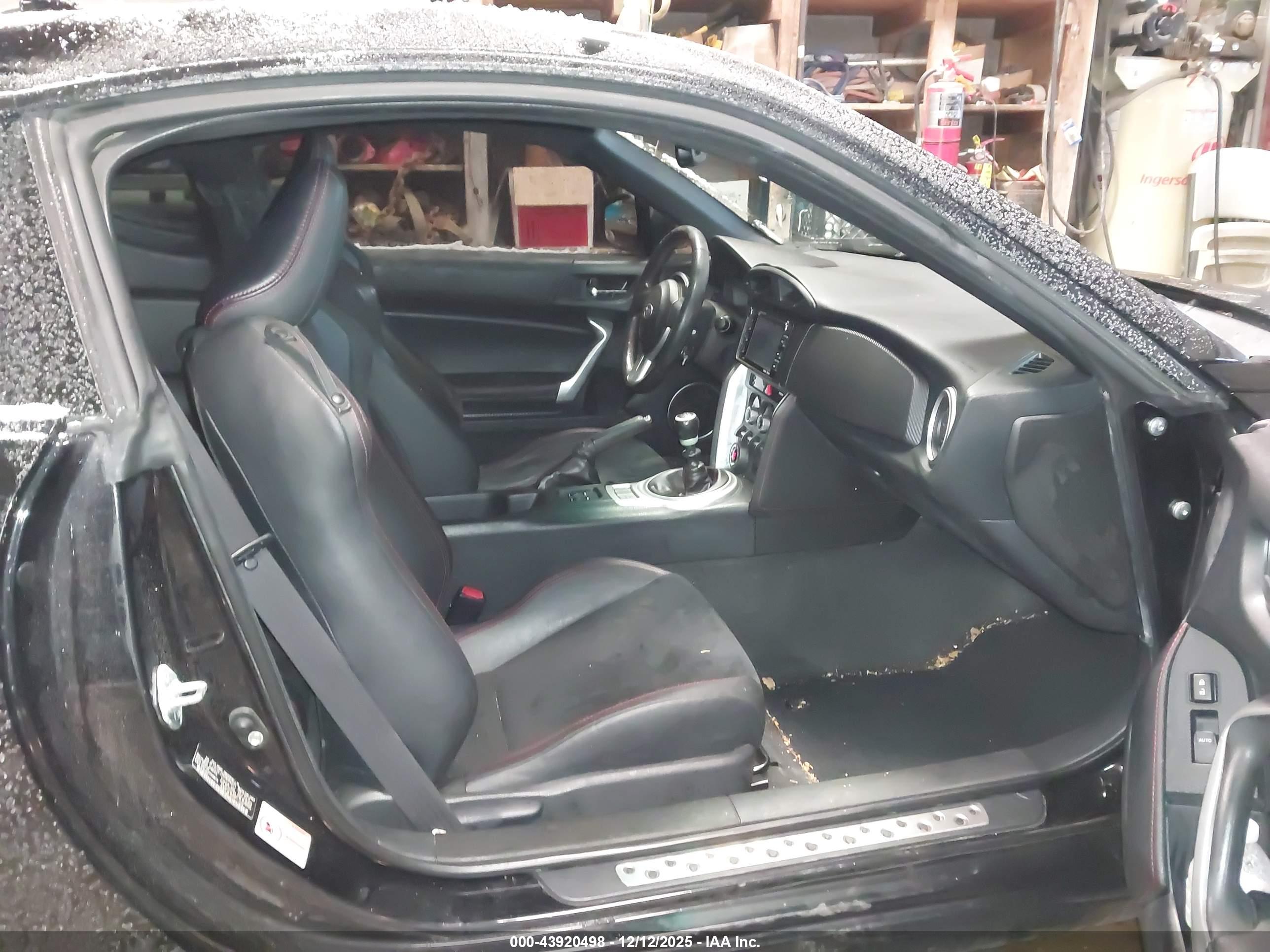 SUBARU BRZ image 5