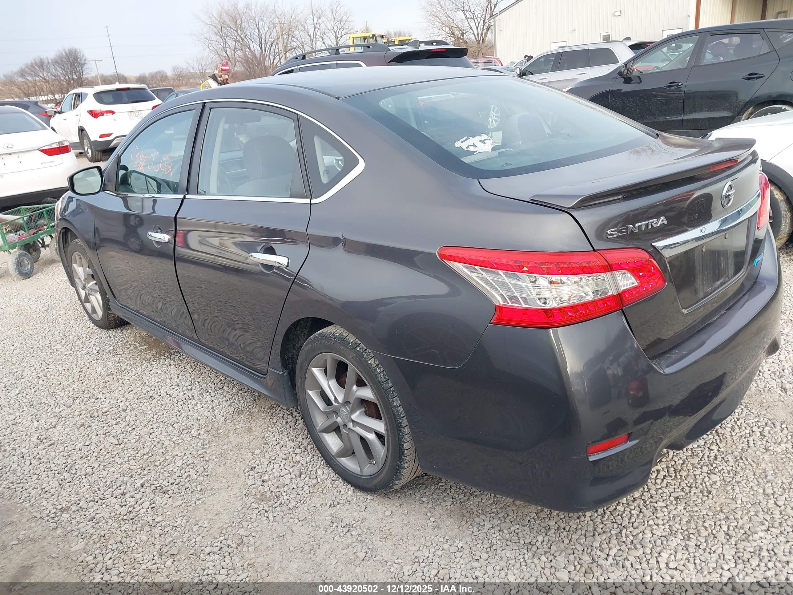 NISSAN SENTRA image 3