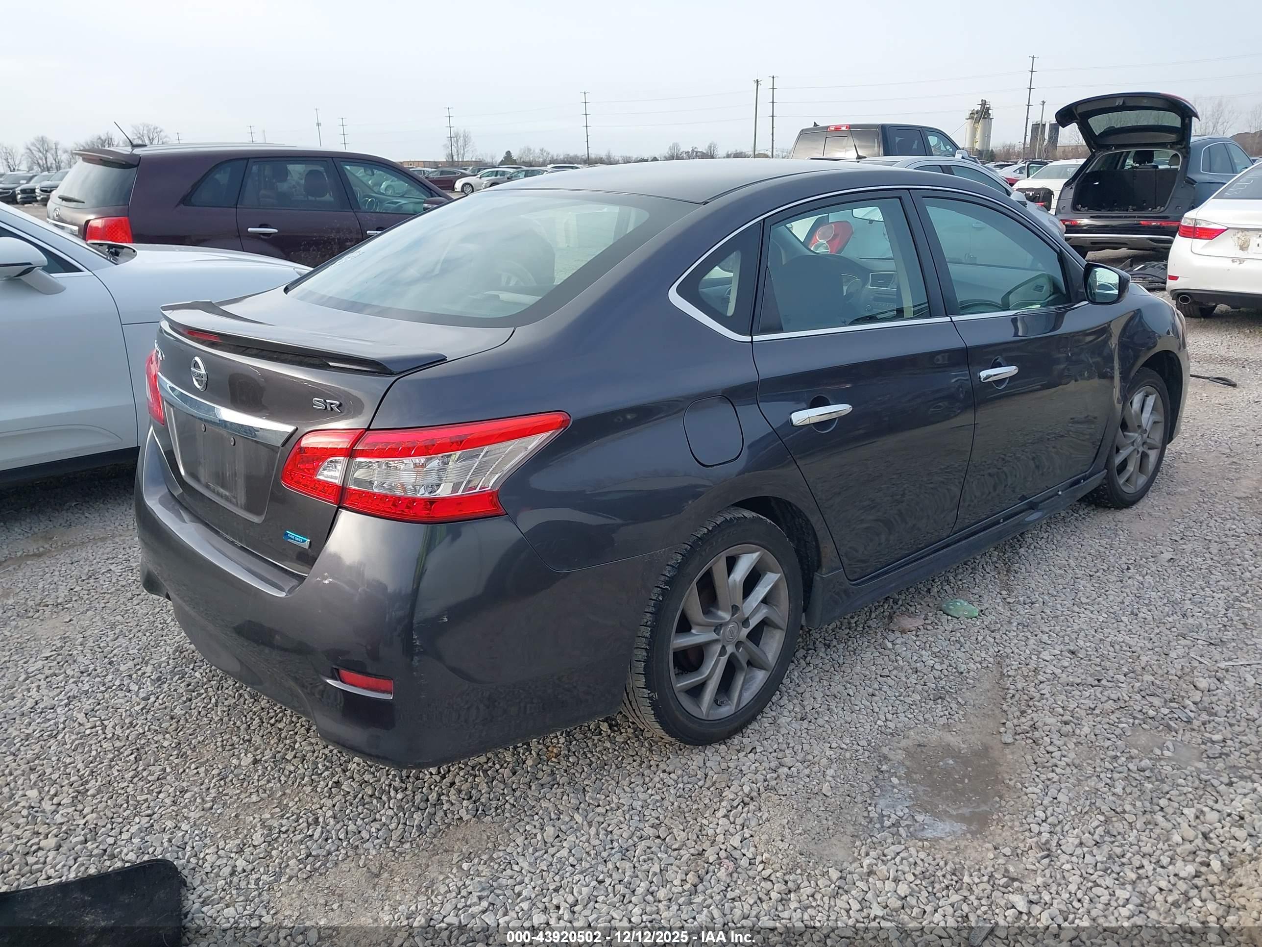 NISSAN SENTRA image 4
