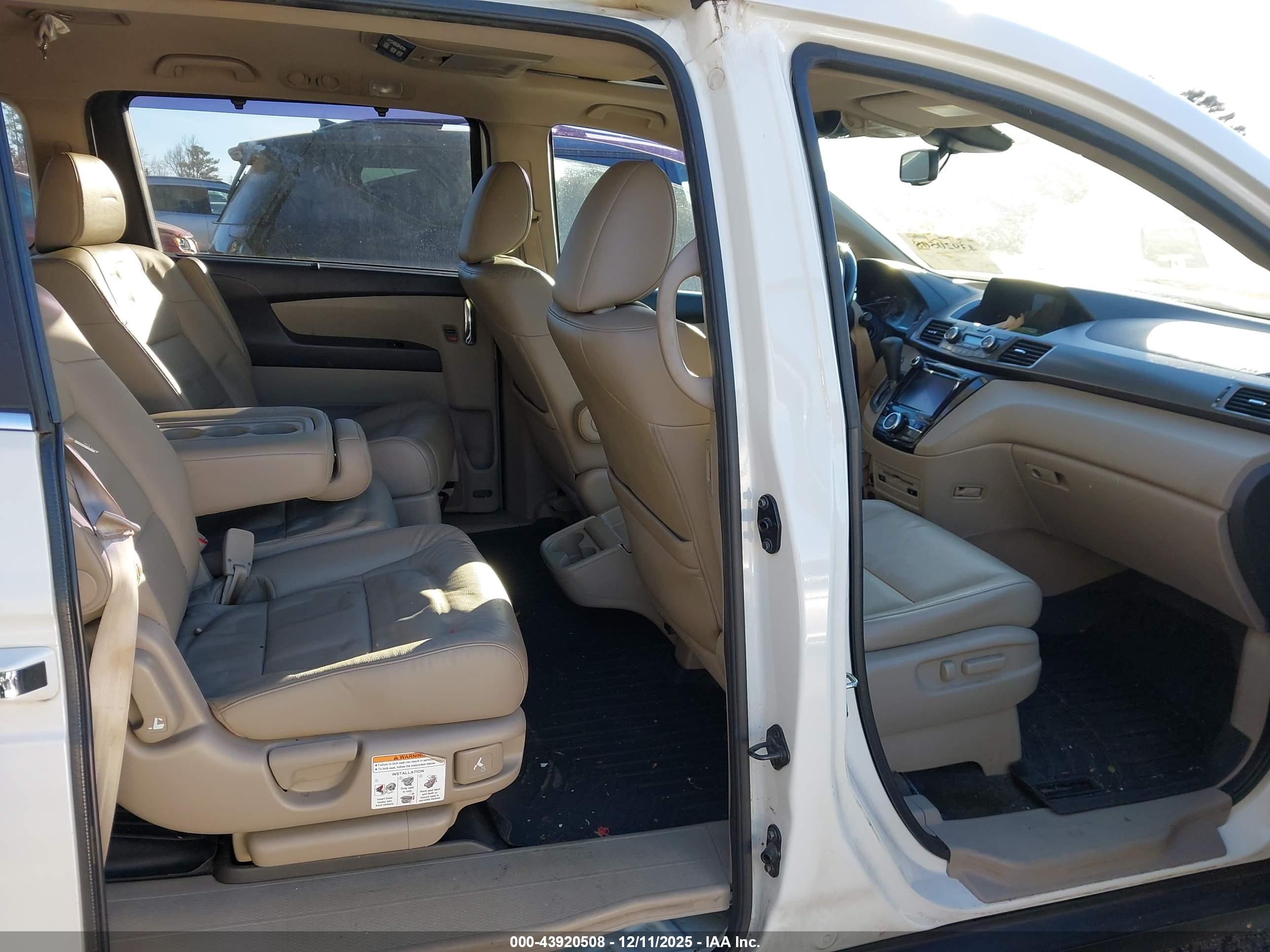HONDA ODYSSEY image 8