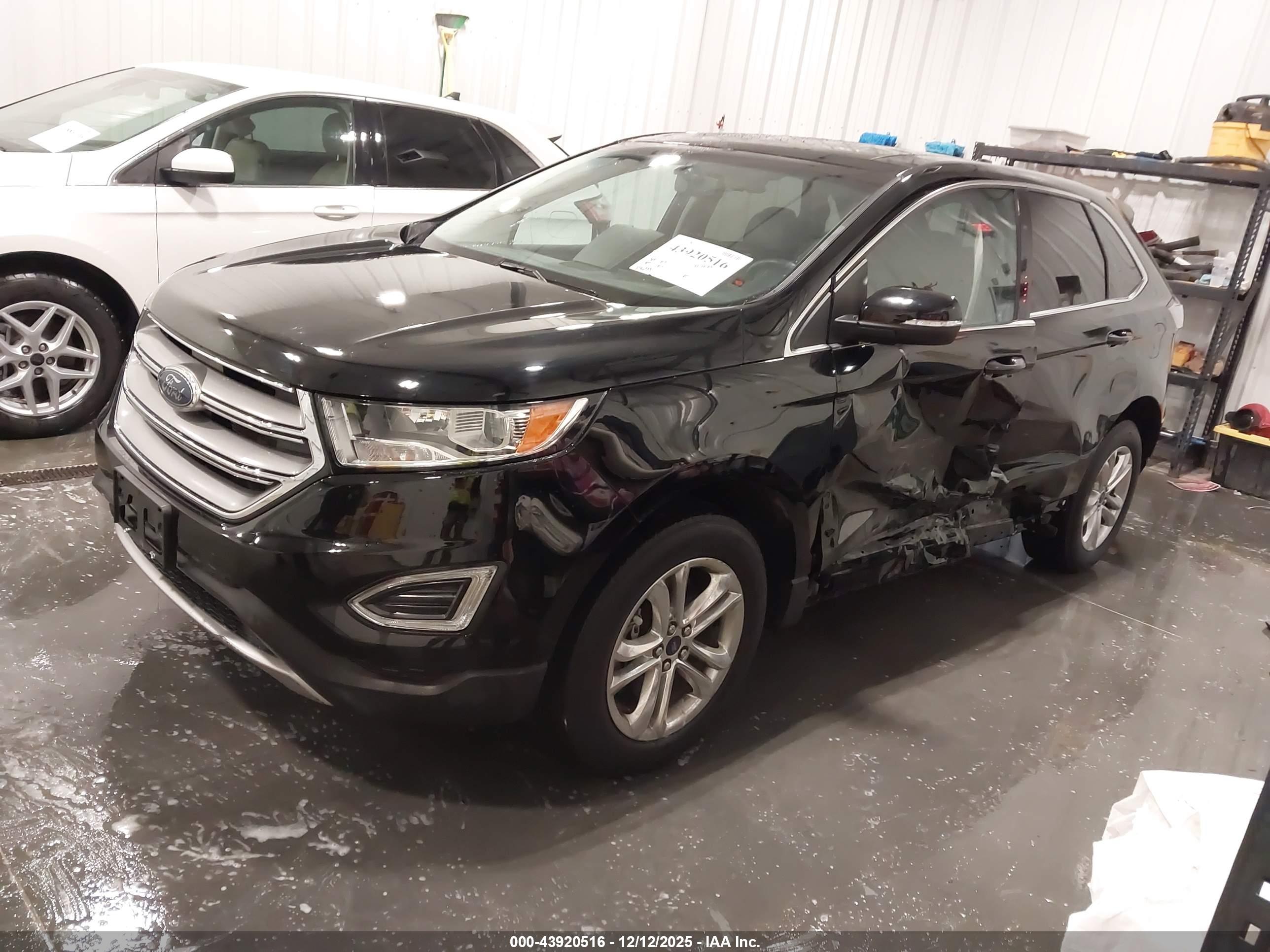 FORD EDGE image 2