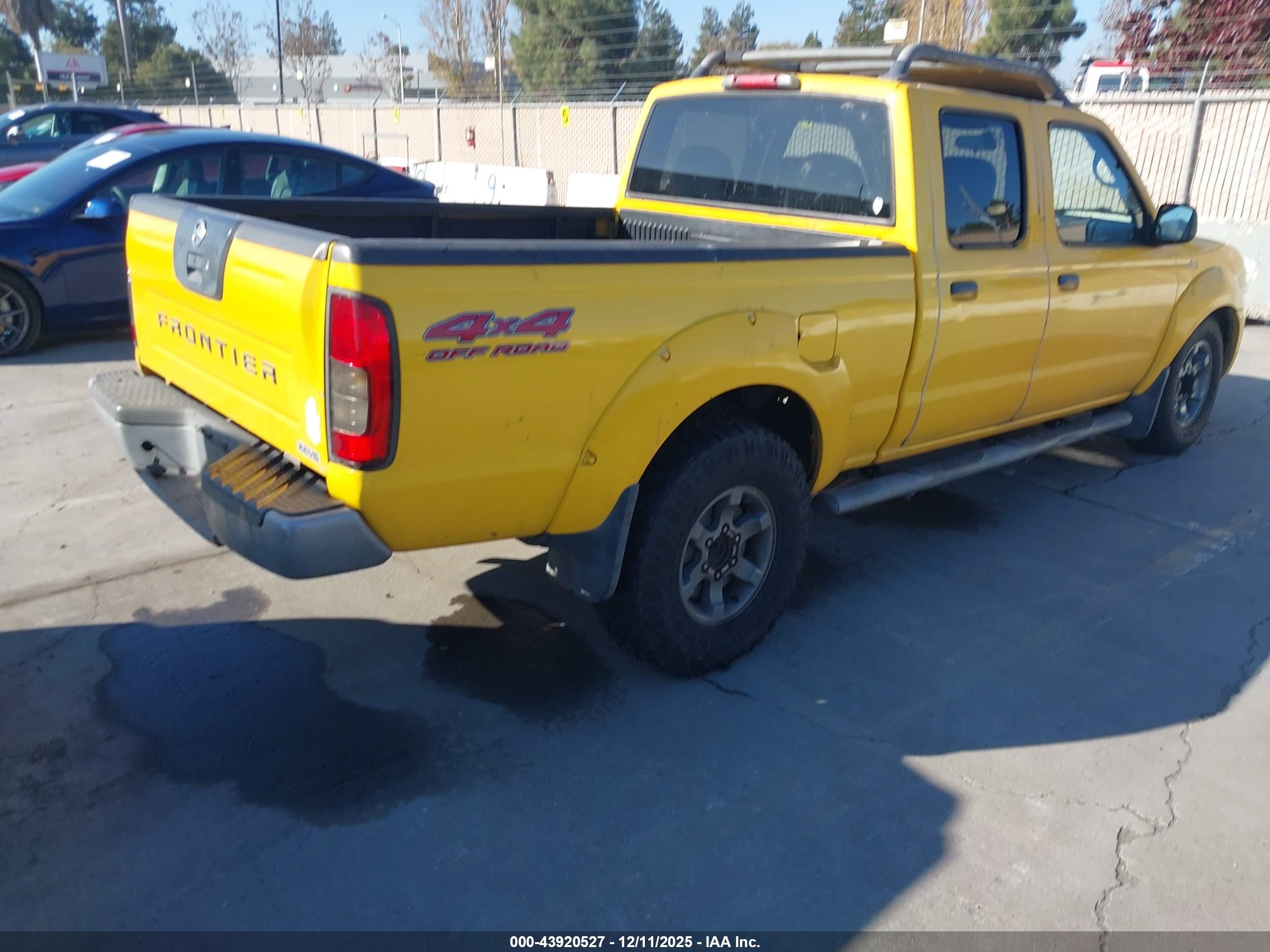 NISSAN FRONTIER image 4