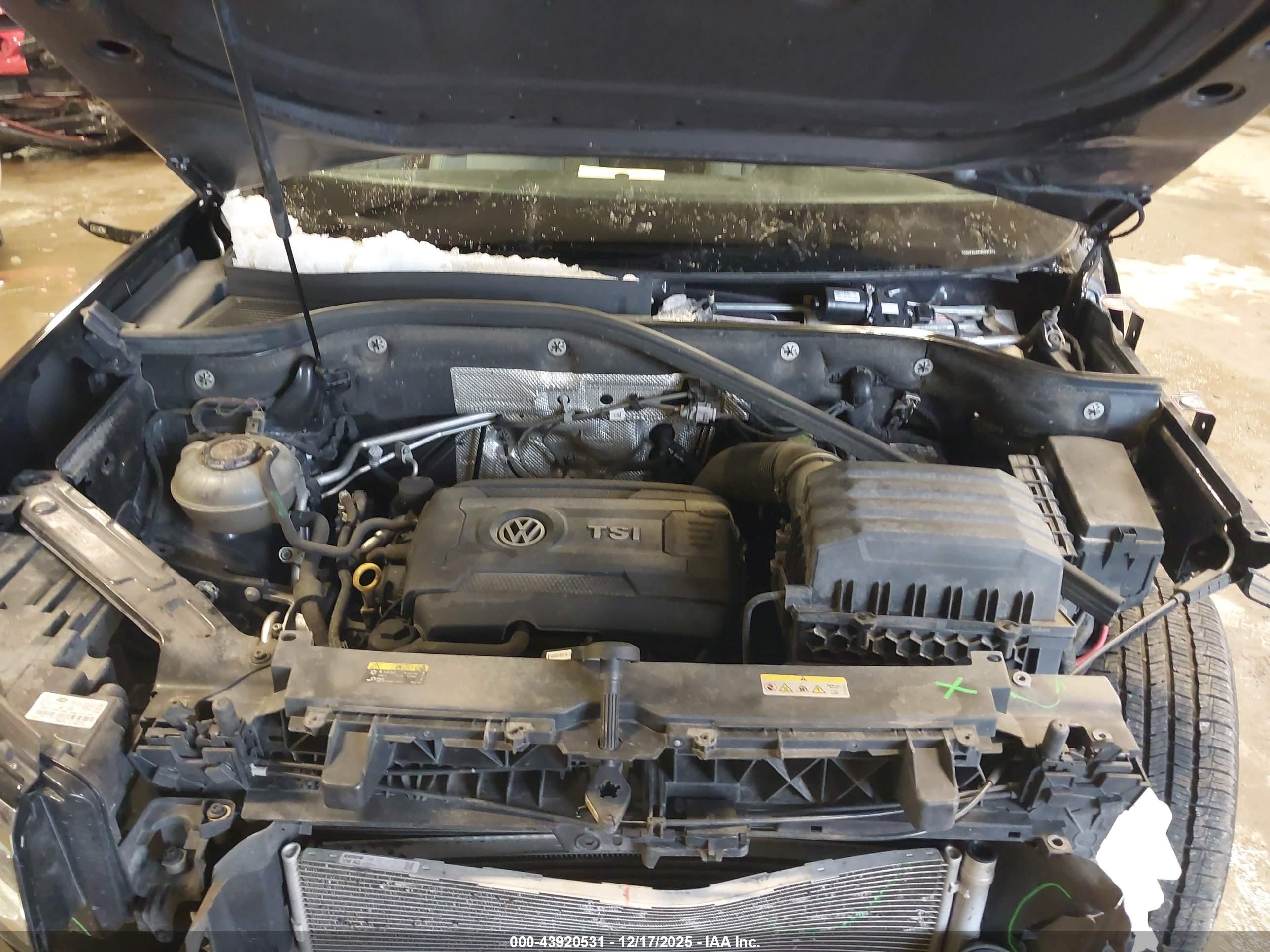 VOLKSWAGEN ATLAS image 10