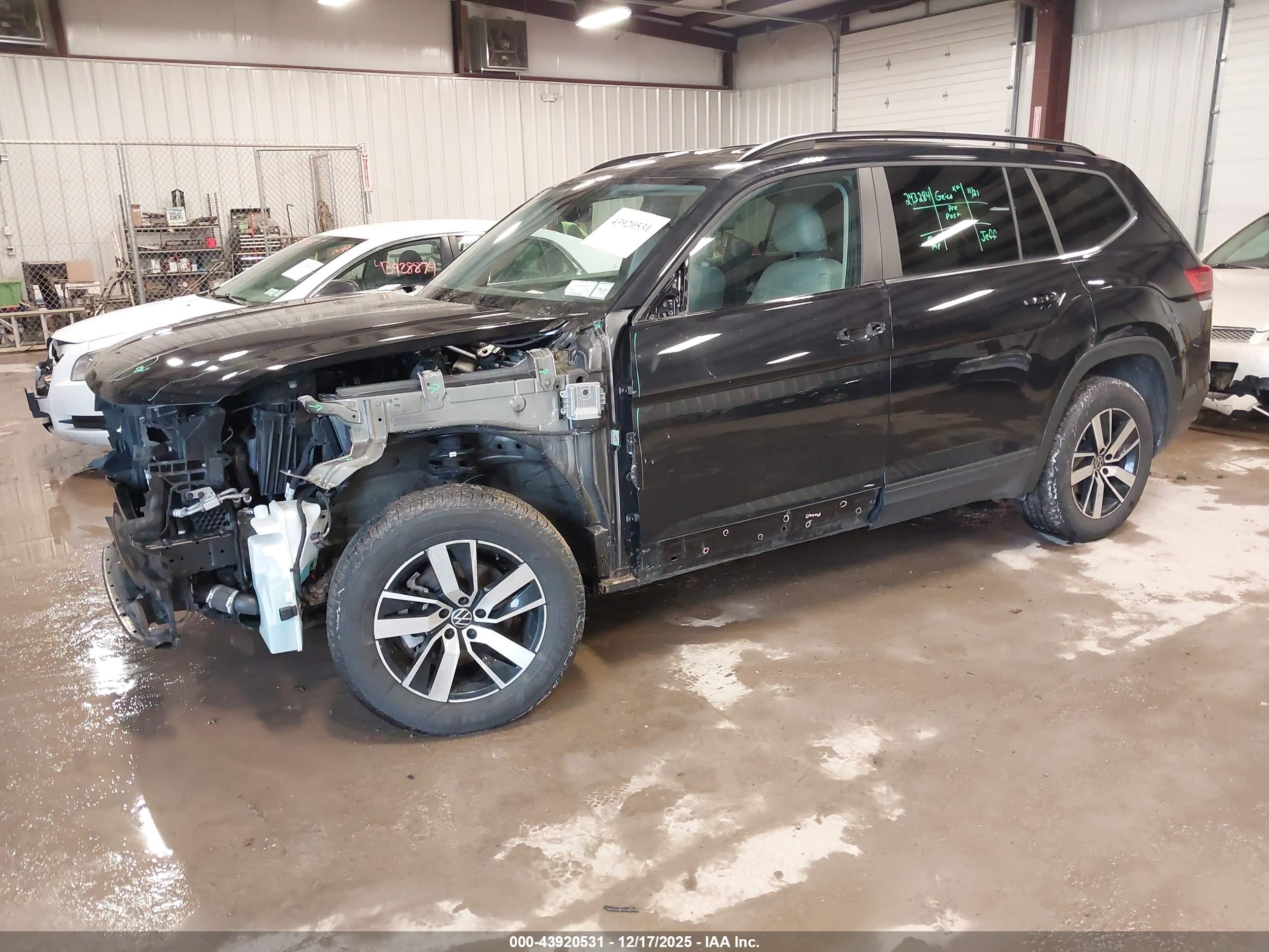 VOLKSWAGEN ATLAS image 2