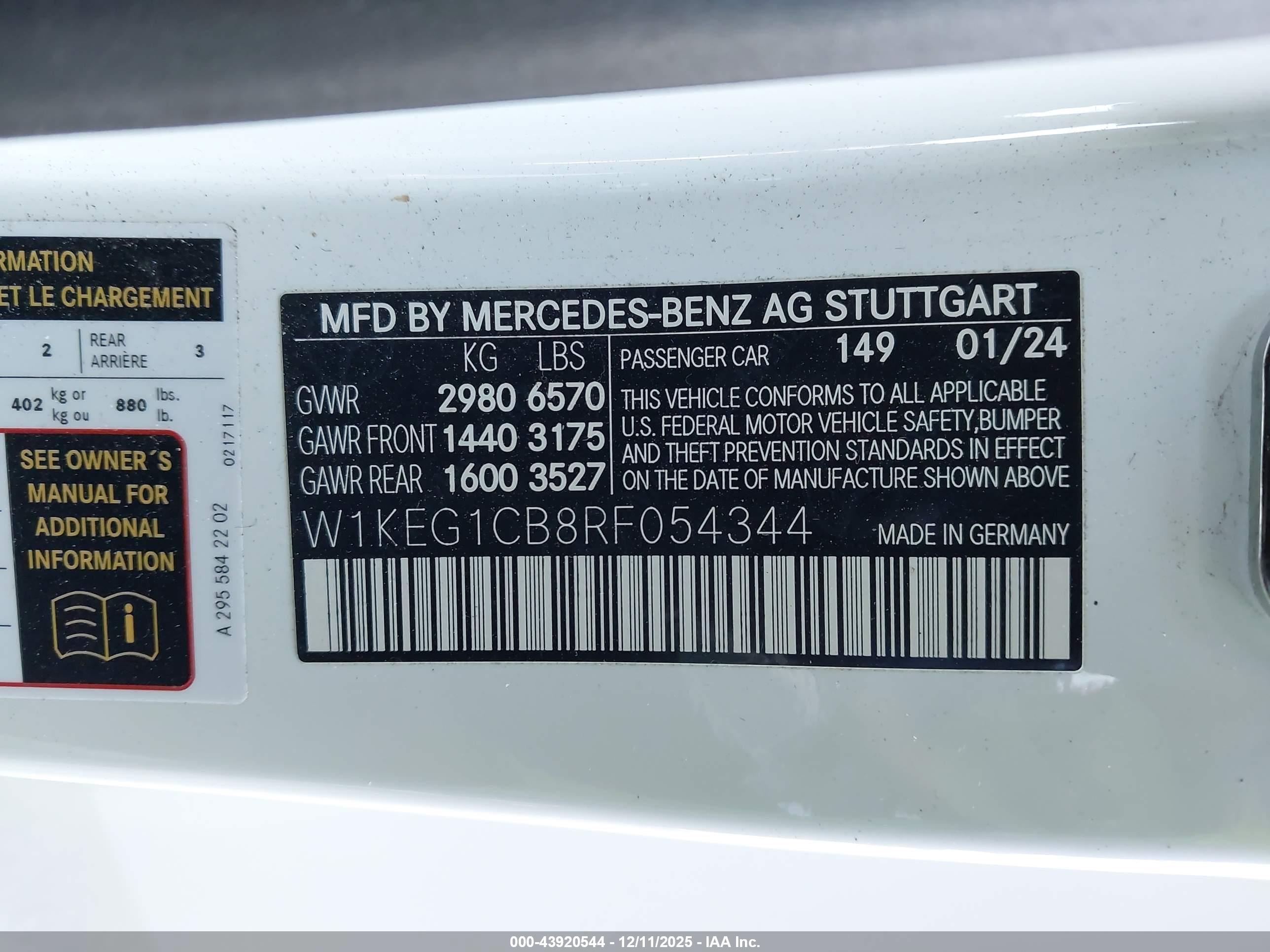 MERCEDES-BENZ EQE image 9