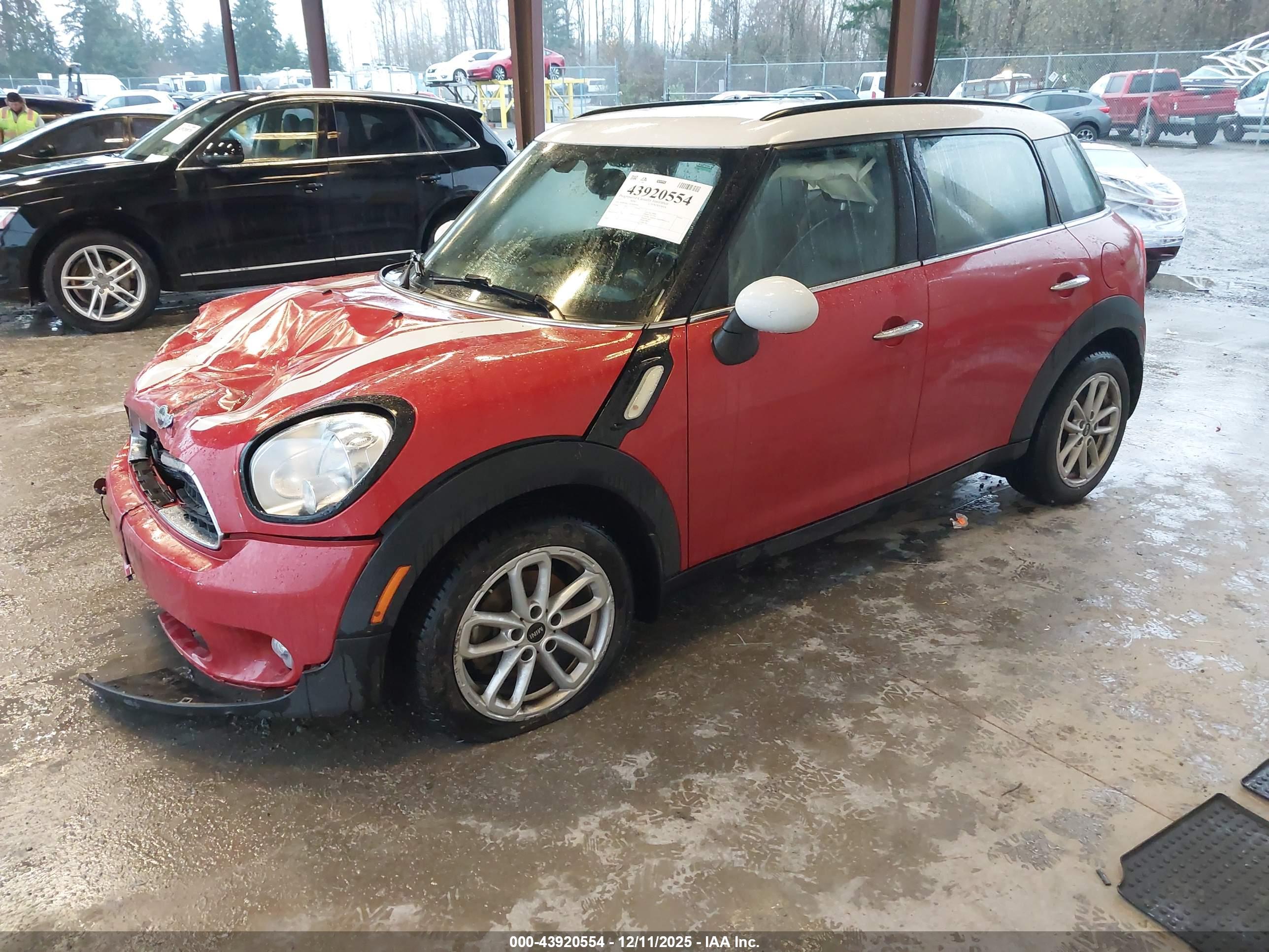 MINI COUNTRYMAN image 2