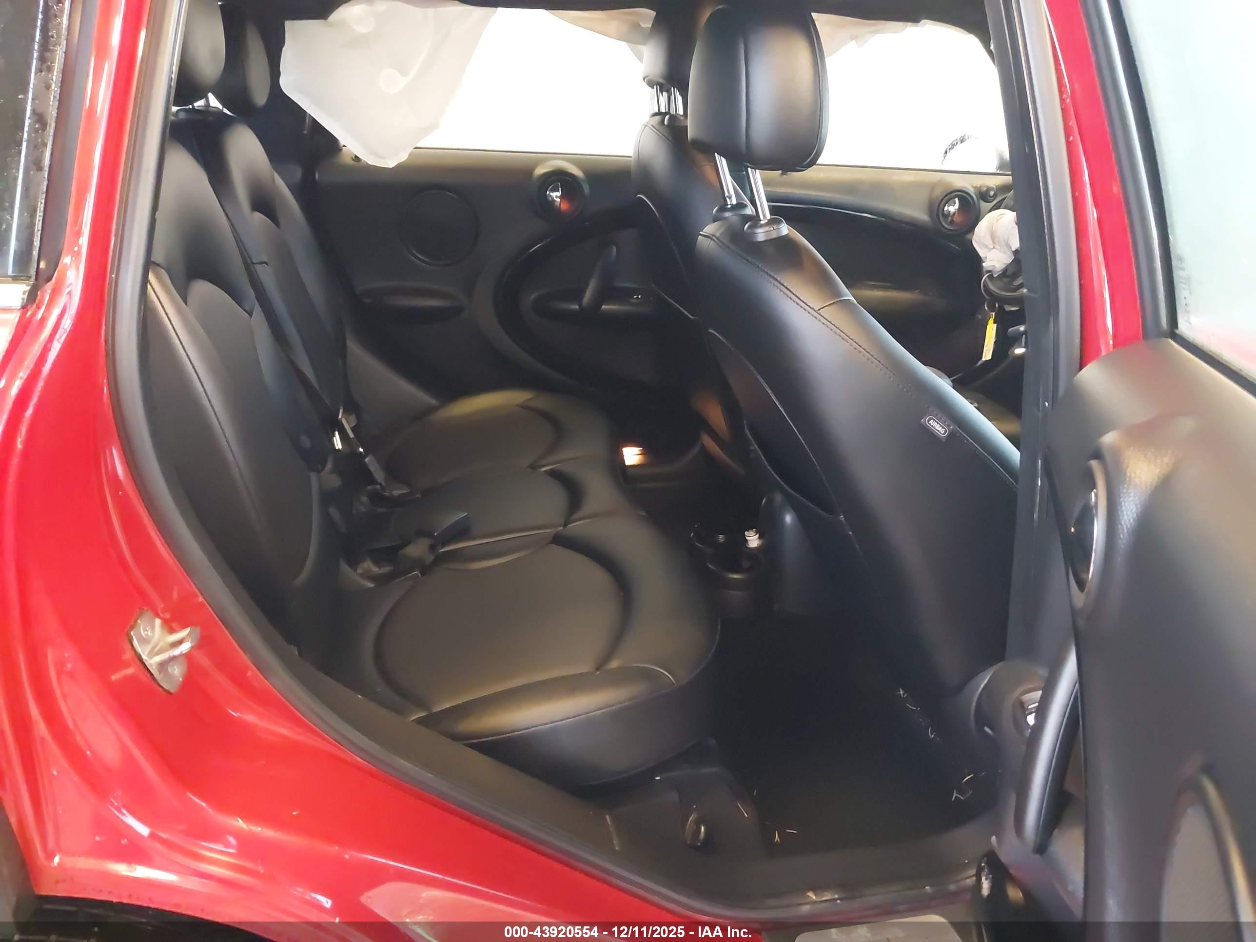 MINI COUNTRYMAN image 8