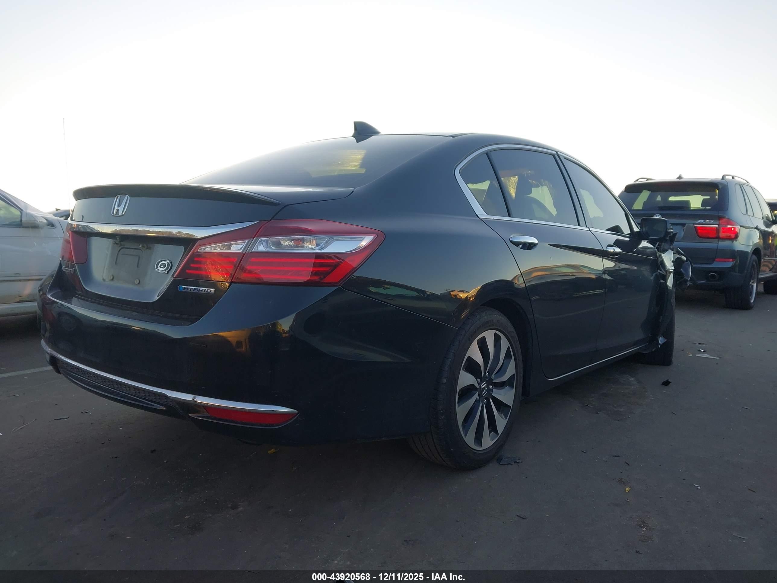 HONDA ACCORD image 4