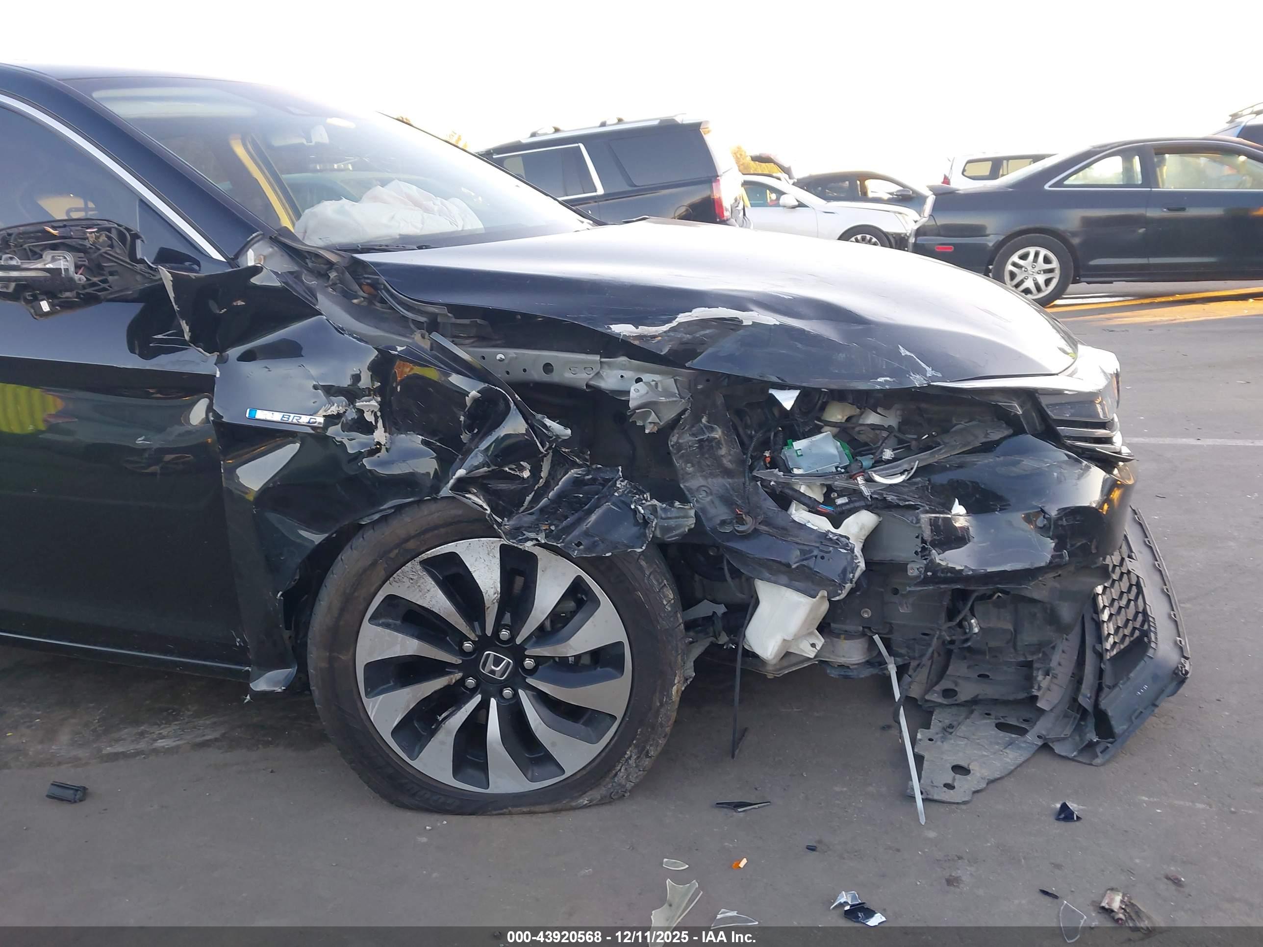 HONDA ACCORD image 6