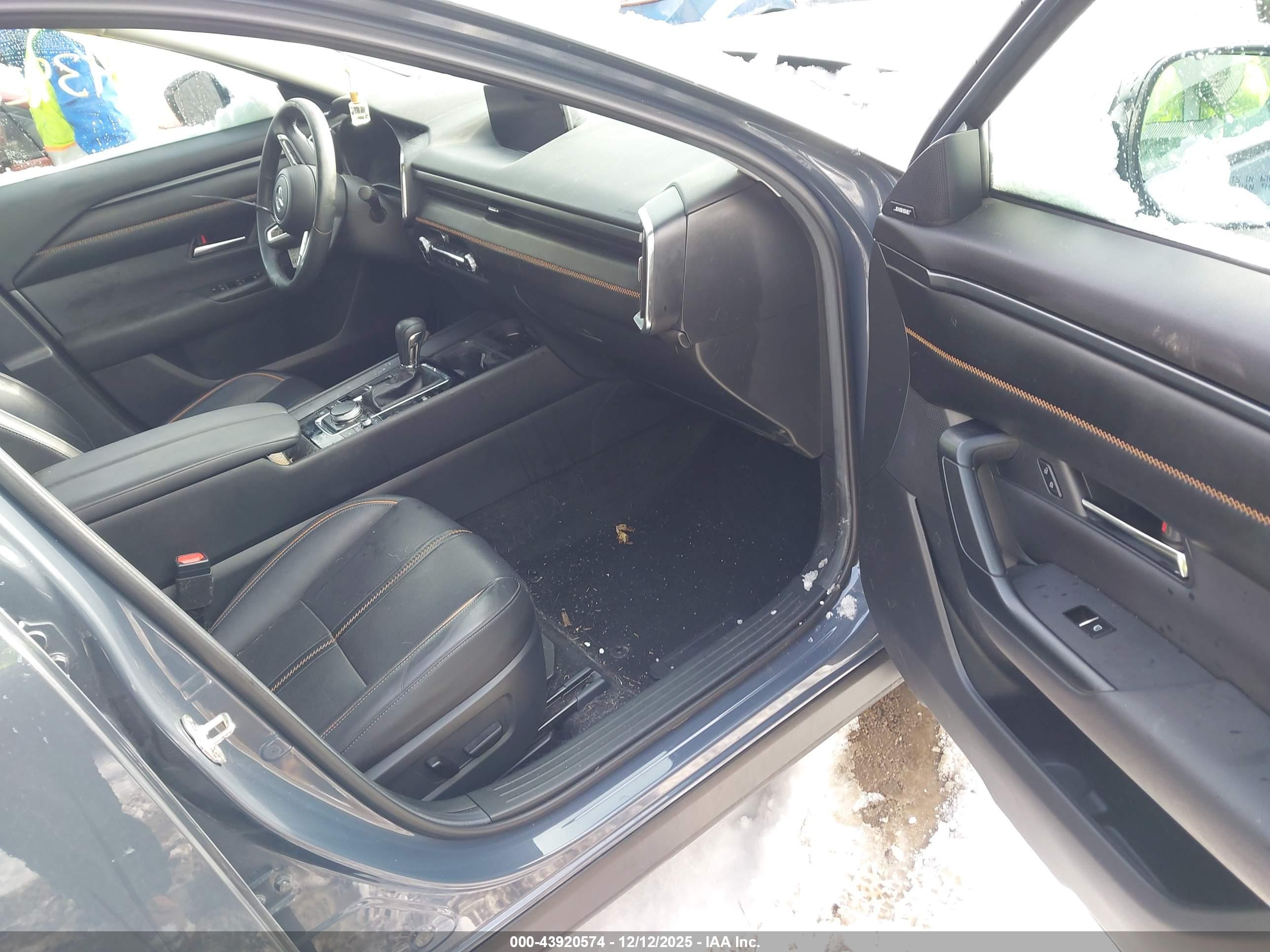 MAZDA CX-50 image 5