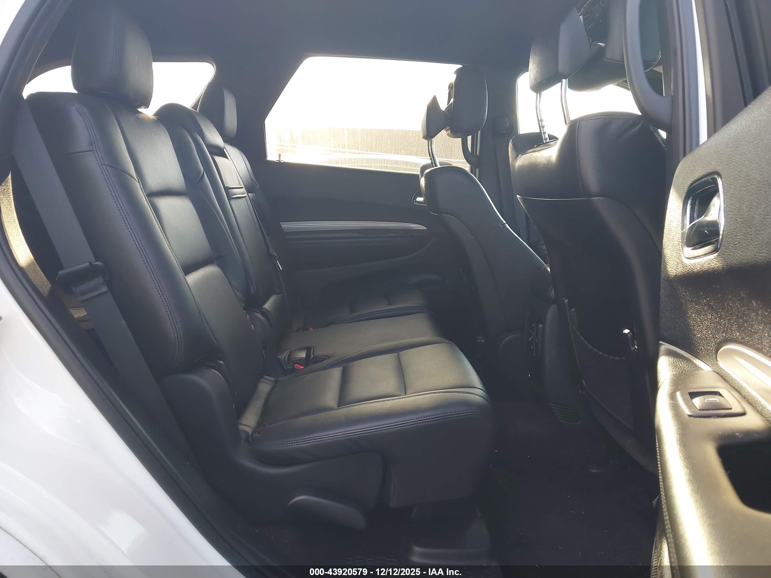 DODGE DURANGO image 8