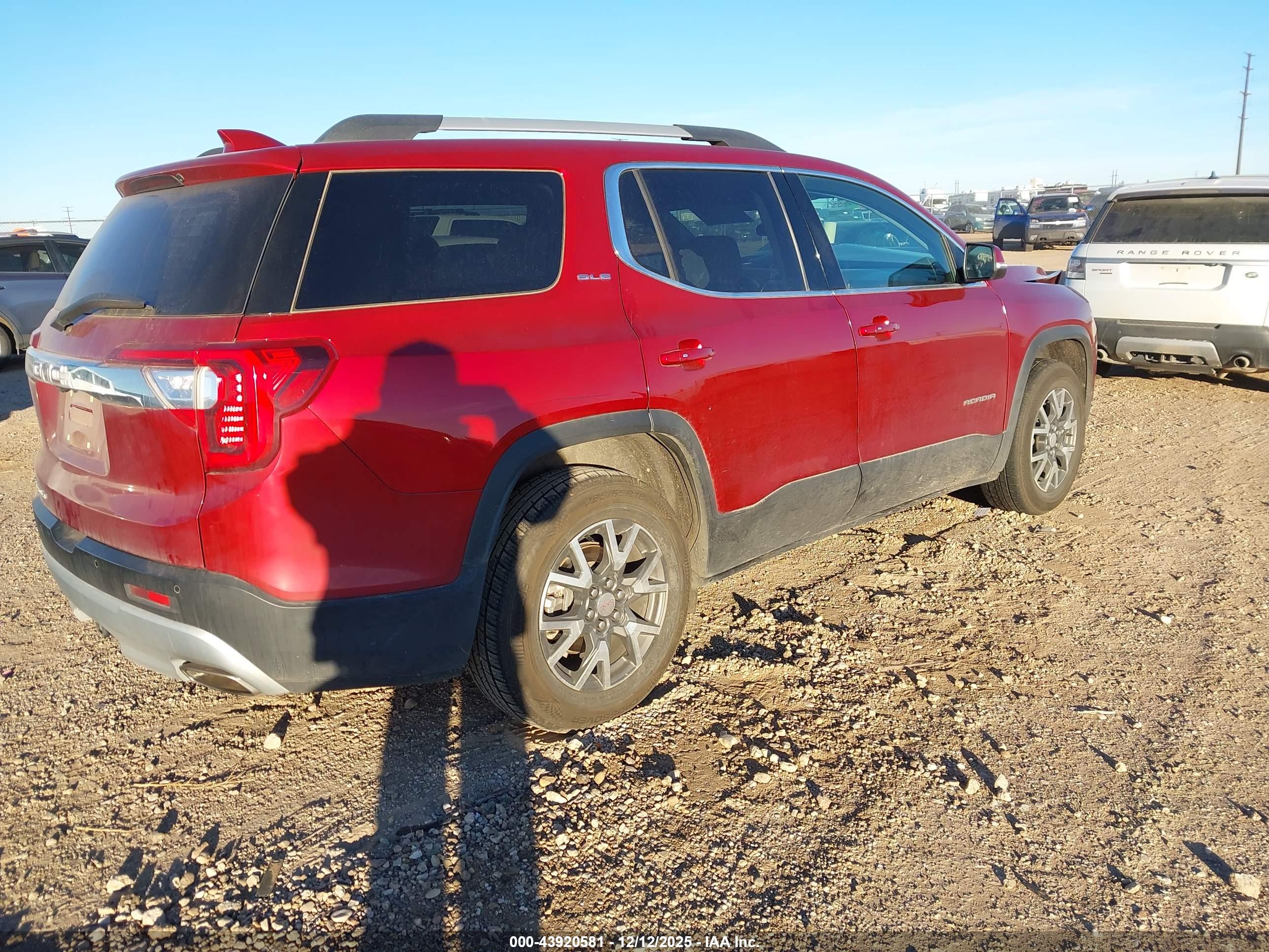 GMC ACADIA image 4