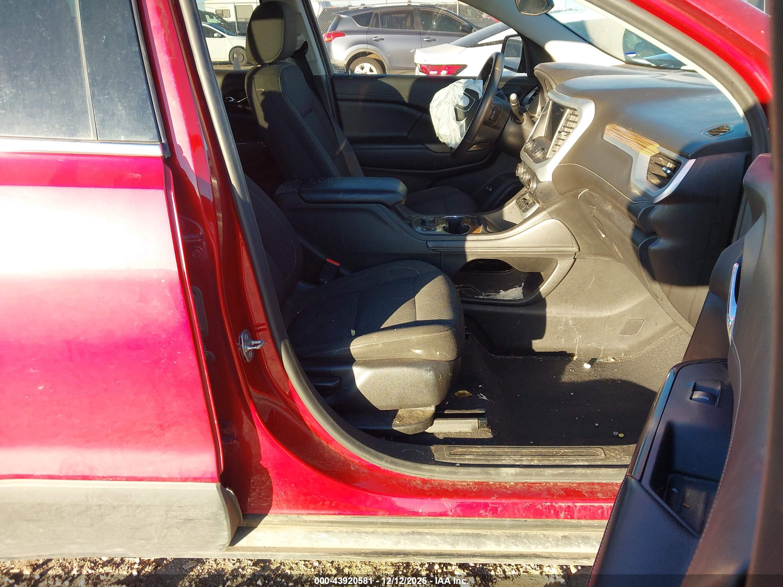 GMC ACADIA image 5