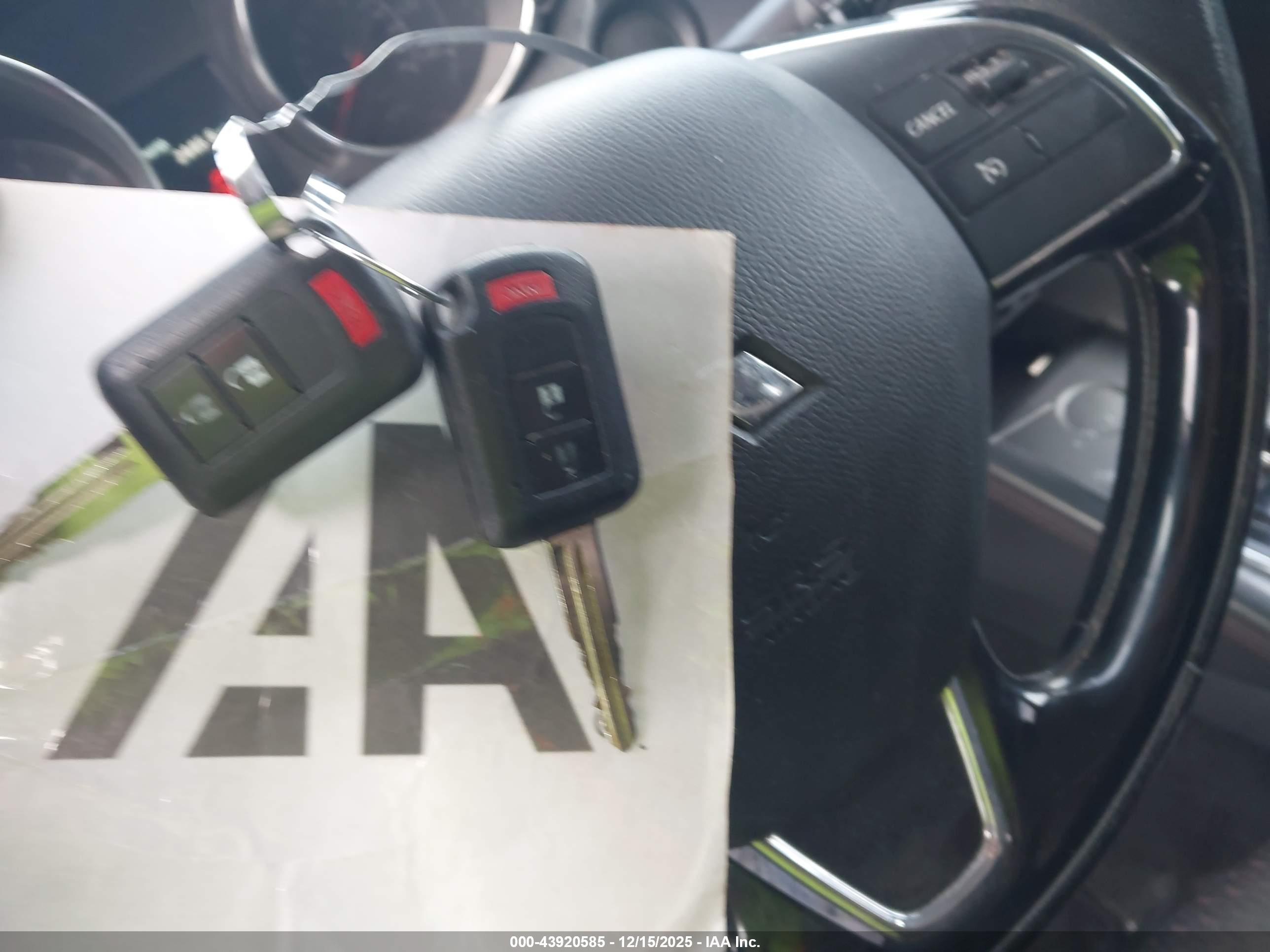MITSUBISHI OUTLANDER image 11