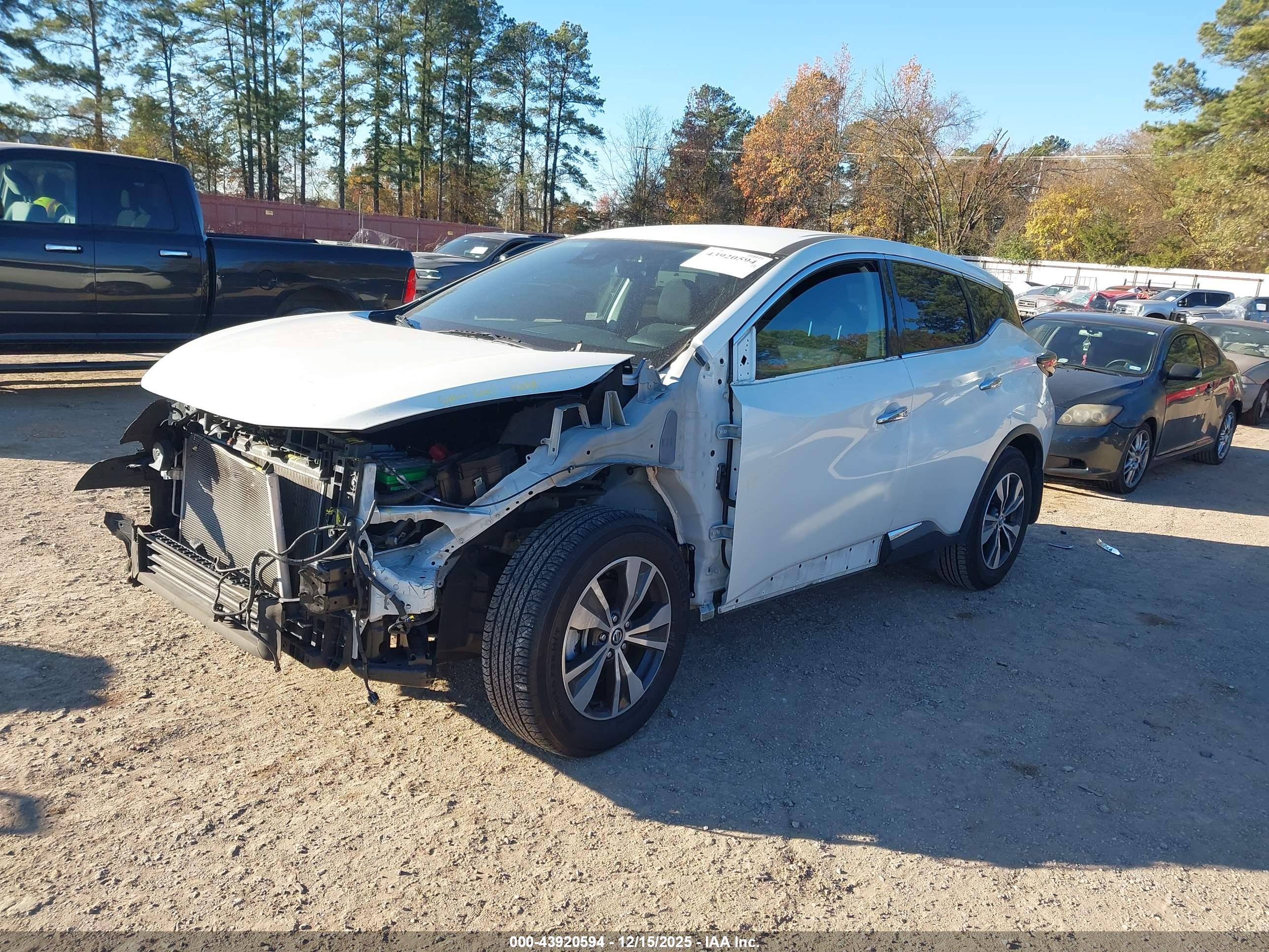 NISSAN MURANO image 2