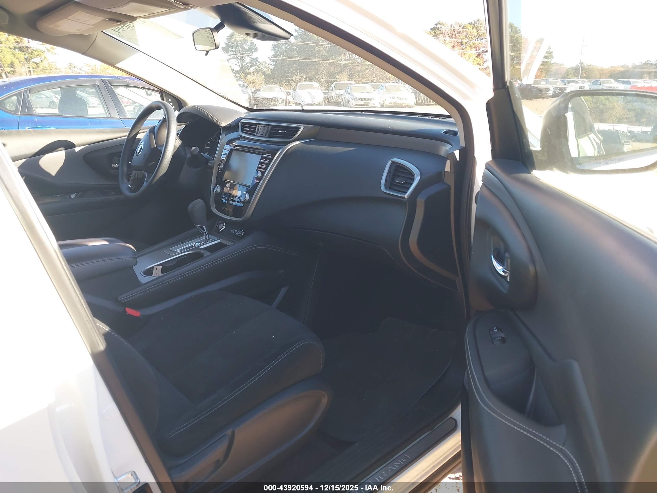 NISSAN MURANO image 5