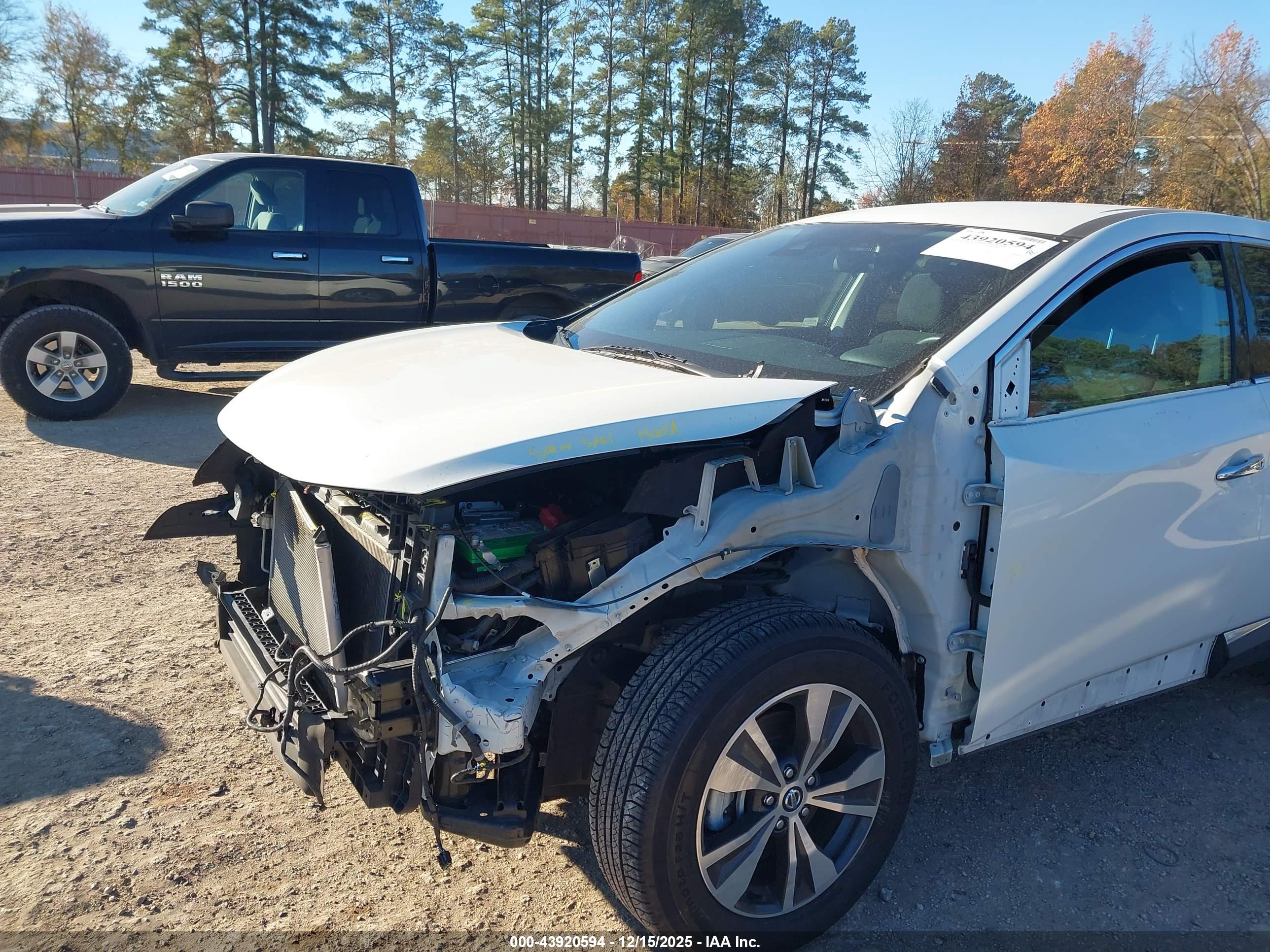 NISSAN MURANO image 6
