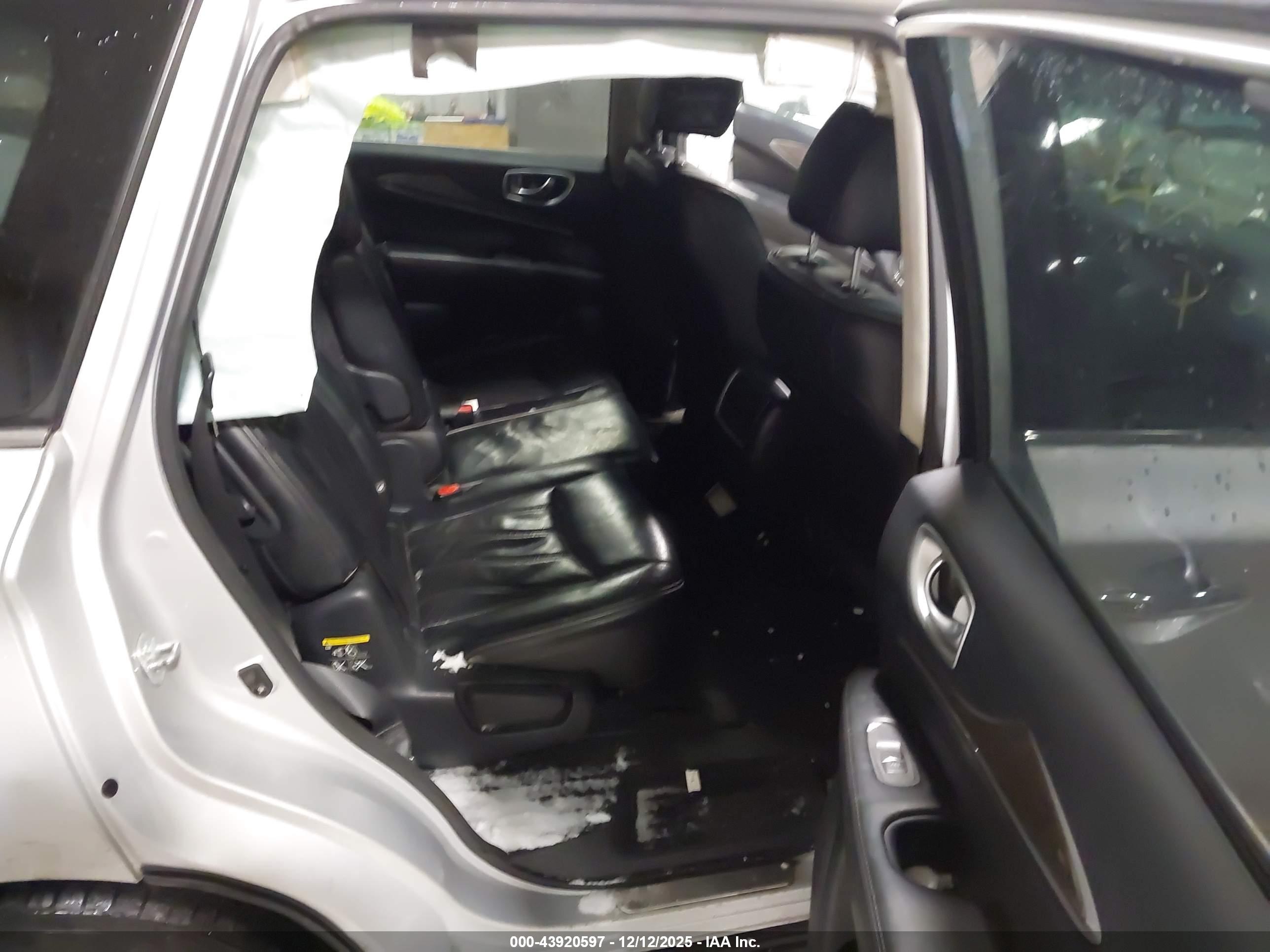 INFINITI QX60 image 8